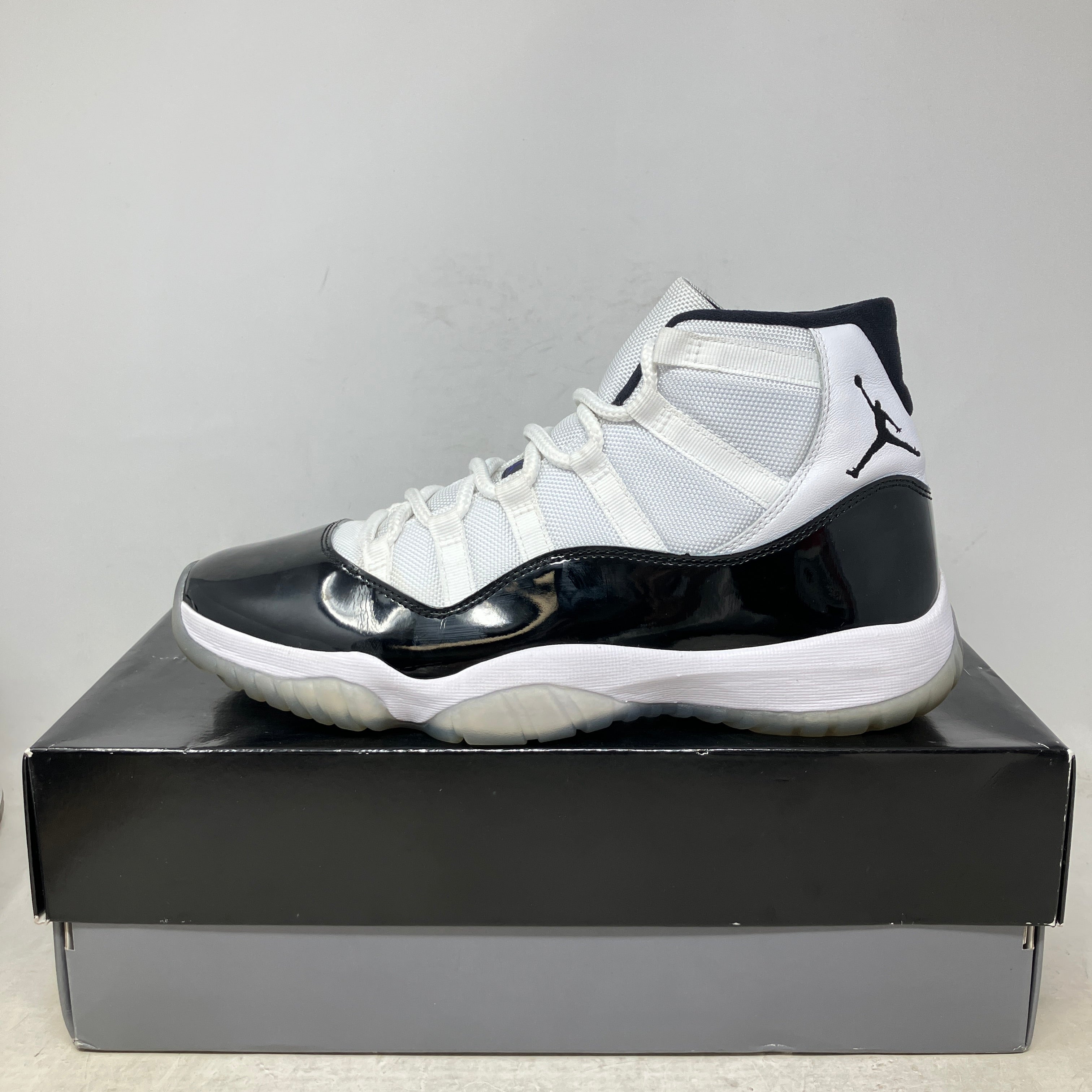 Jordan 11 Retro Concord (2018)
