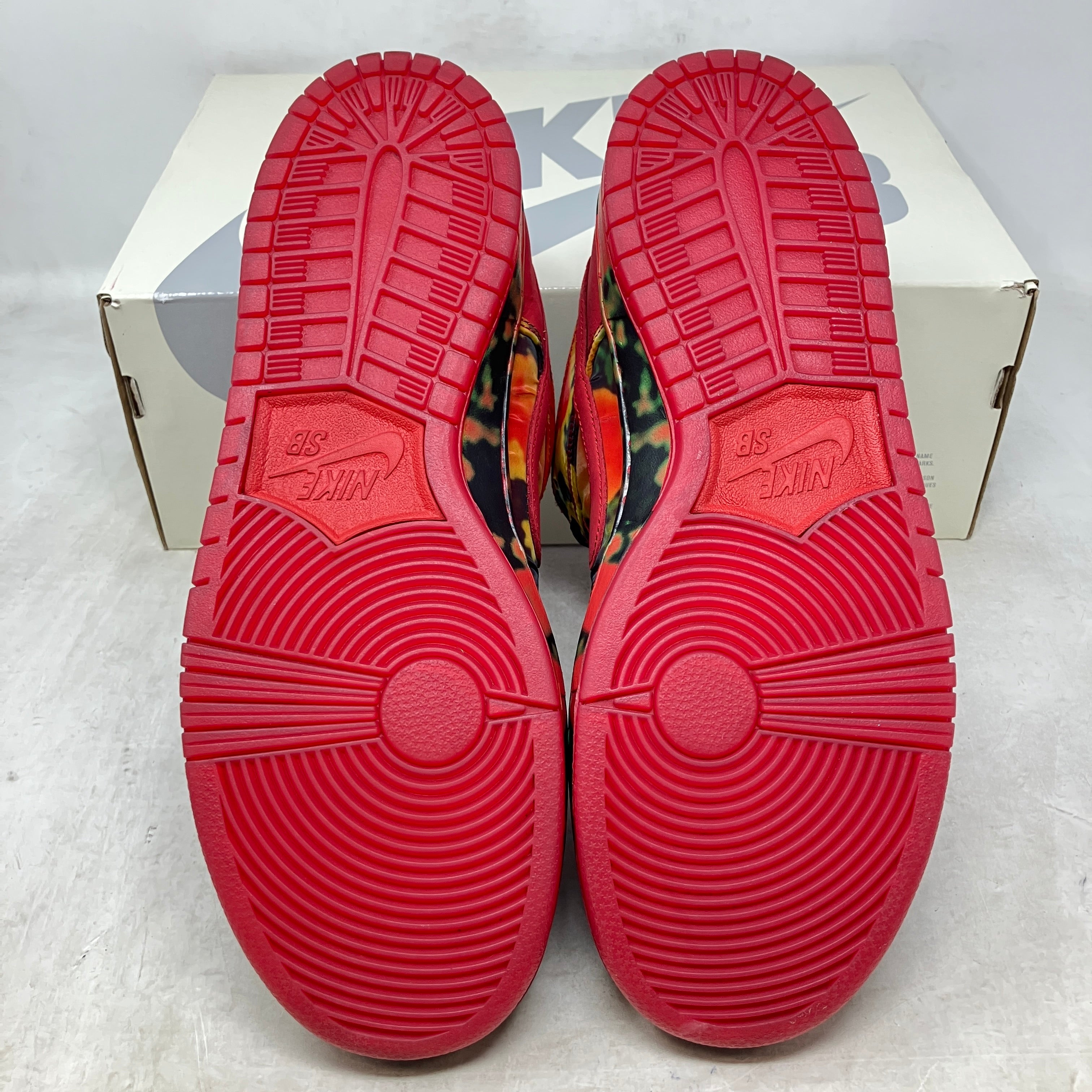 Nike SB Dunk Low The Wizard of Oz Poppy Field