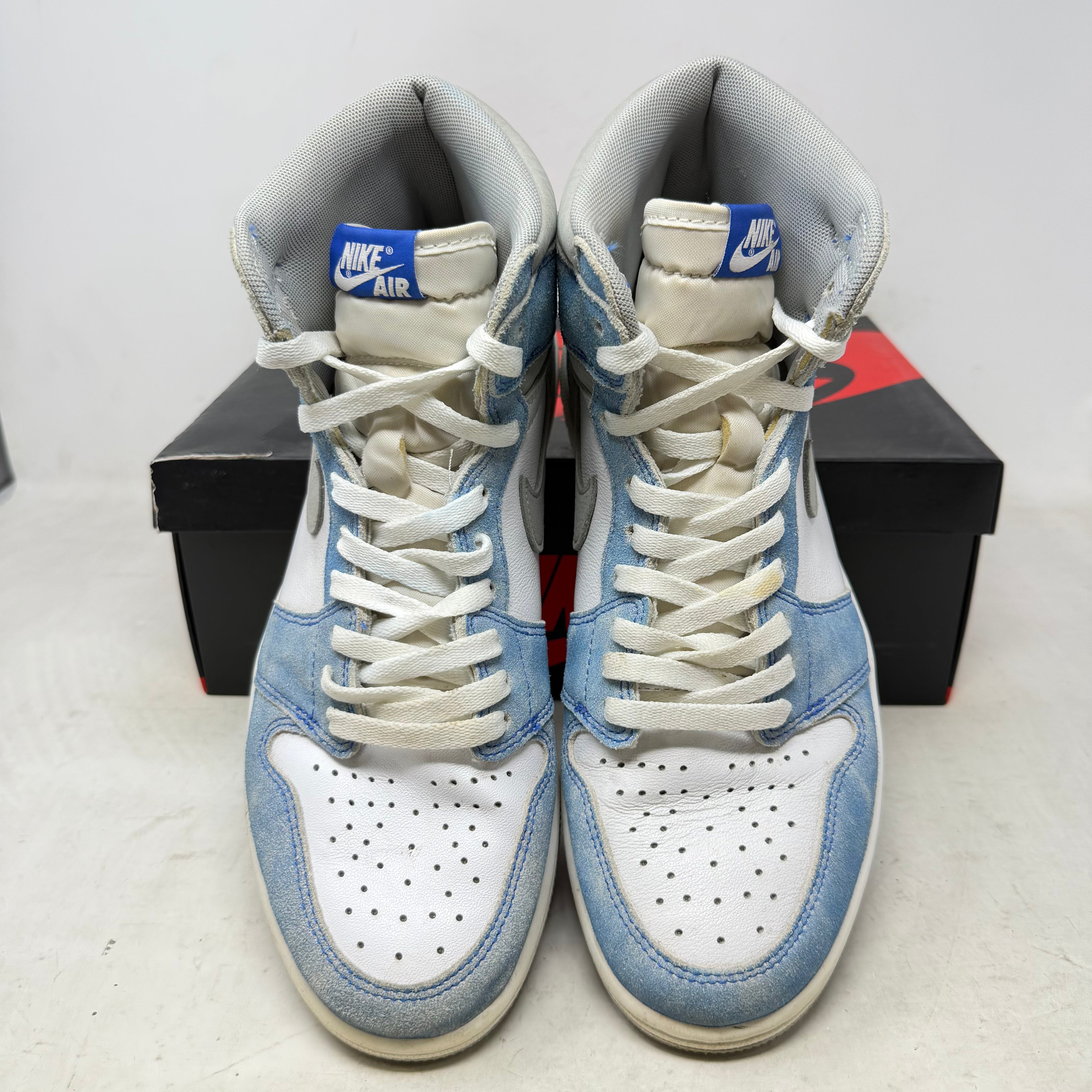 Jordan 1 Retro High Hyper Royal Smoke Grey