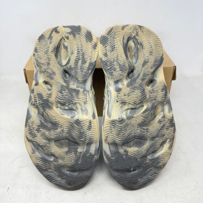 adidas Yeezy Foam RNNR MXT Moon Gray