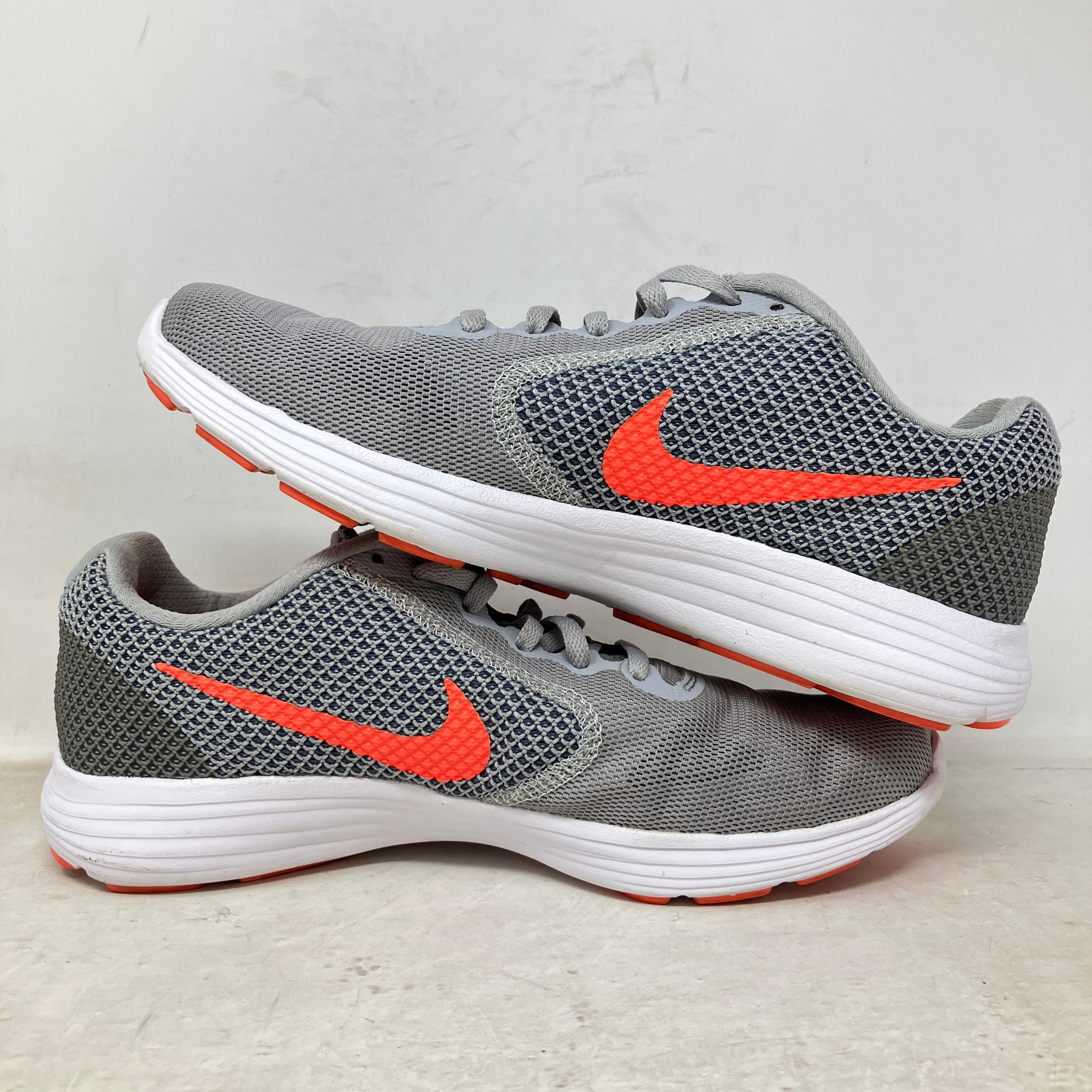 Nike Revolution 3 Wolf Grey Hyper Orange (Women's)