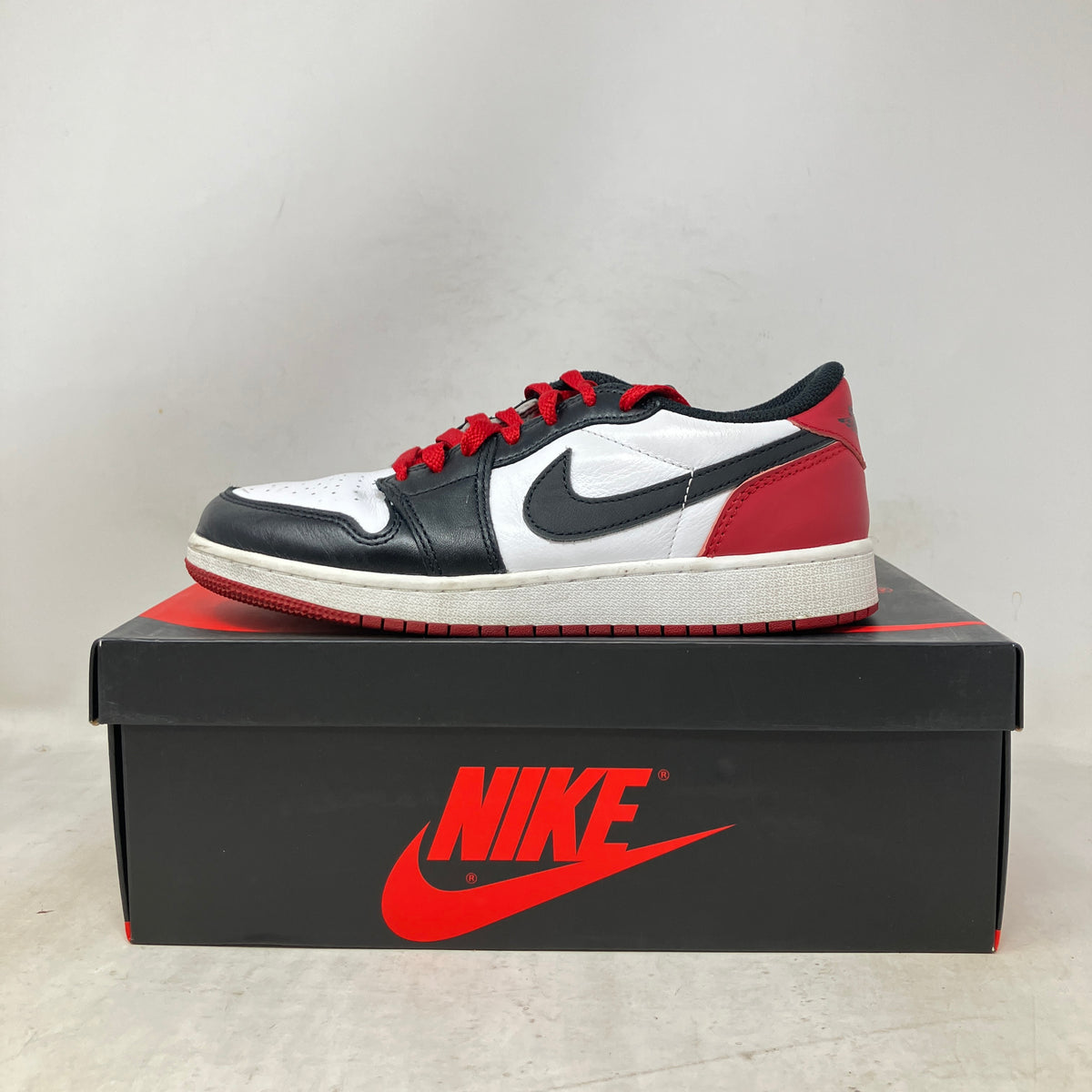Jordan 1 Retro Low OG Black Toe (2023) (GS)