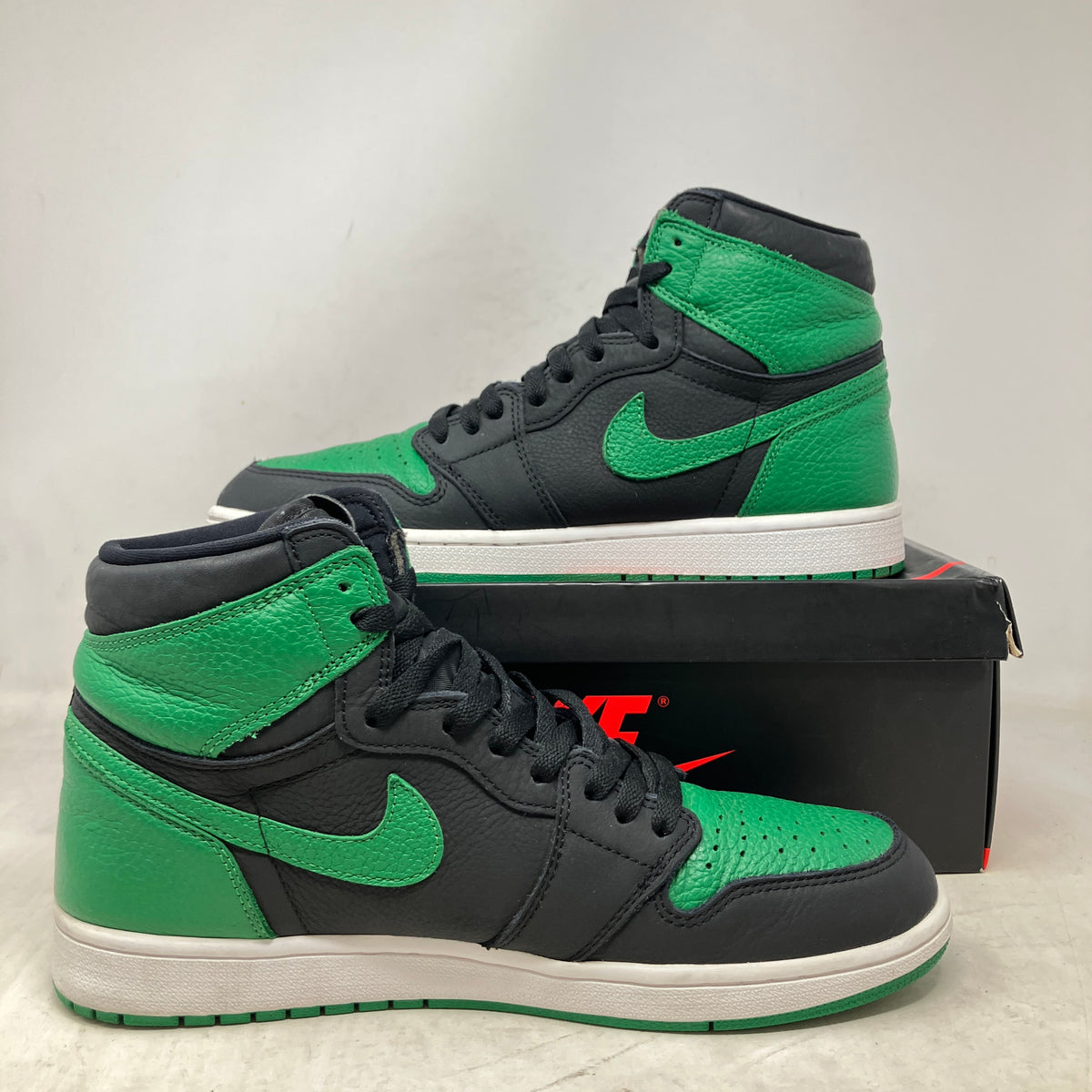 Jordan 1 Retro High Pine Green Black