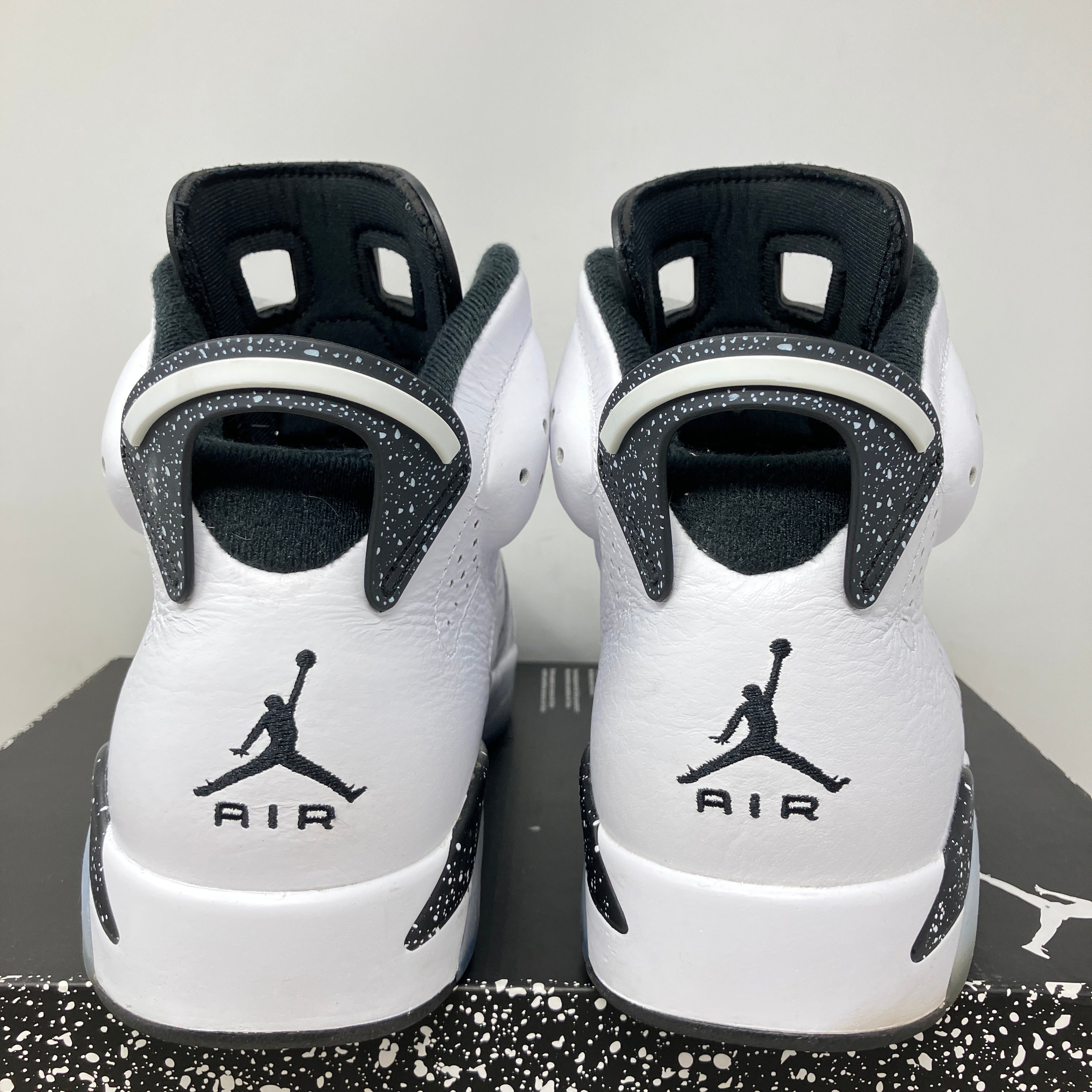 Jordan 6 Retro Reverse Oreo