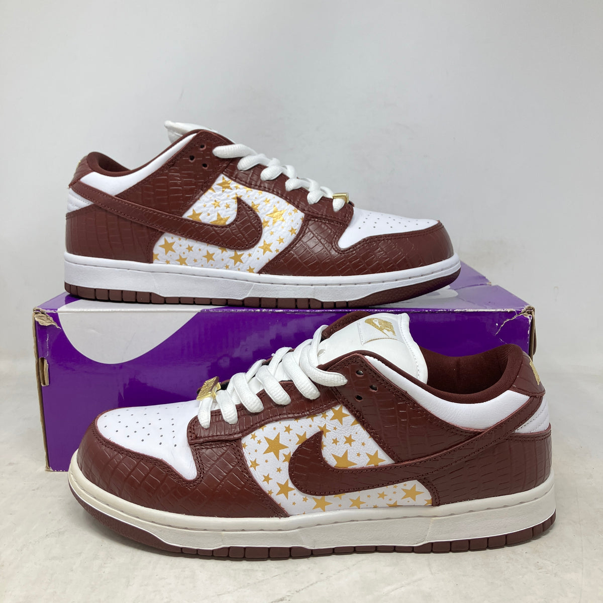 Nike SB Dunk Low Supreme Stars Barkroot Brown (2021)