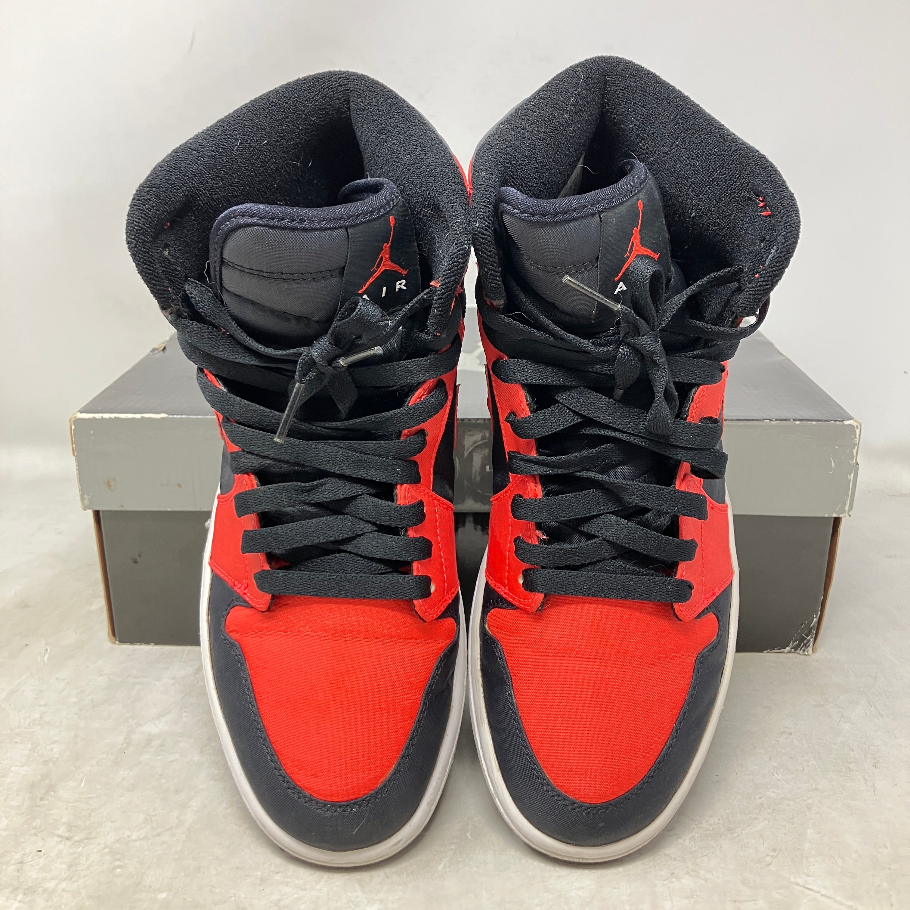 Jordan 1 Retro Max Orange
