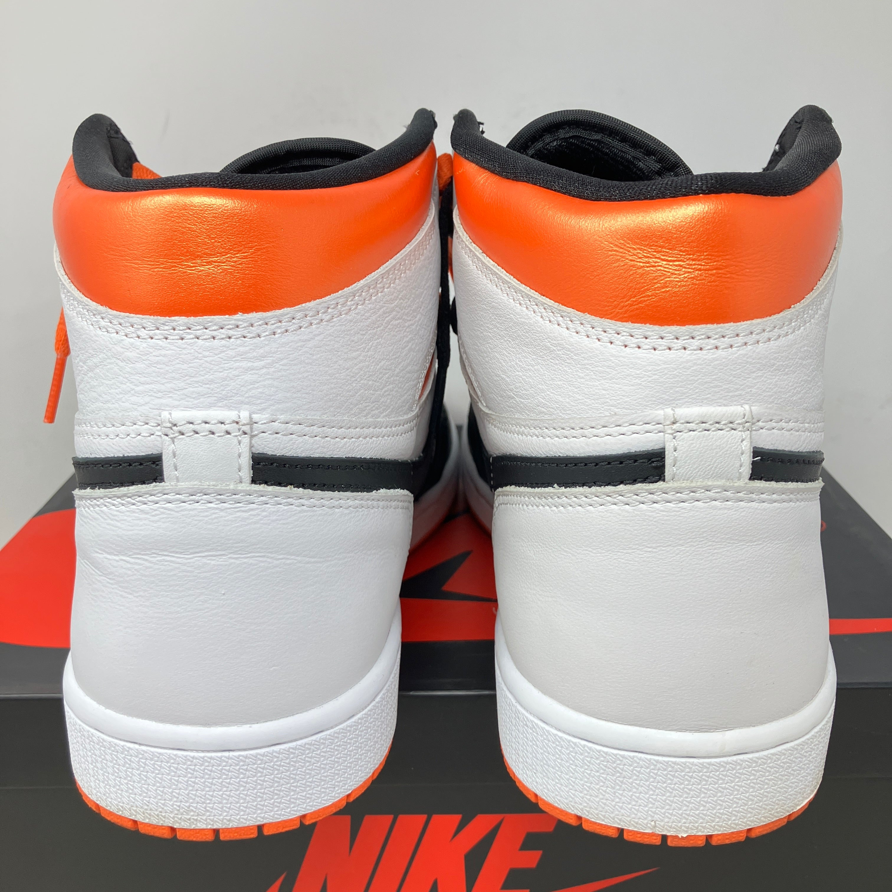 Jordan 1 Retro High Electro Orange