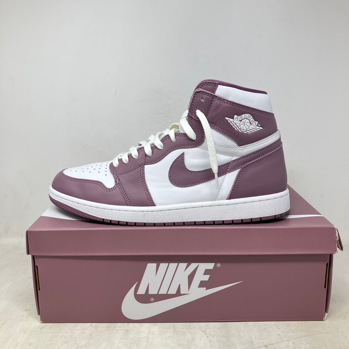 Jordan 1 Retro High OG Mauve