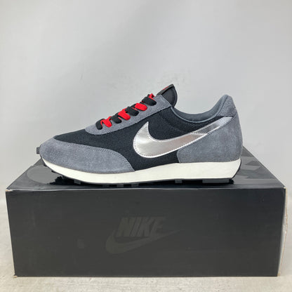 Nike Daybreak Metallic Silver