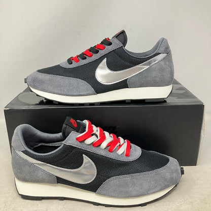 Nike Daybreak Metallic Silver