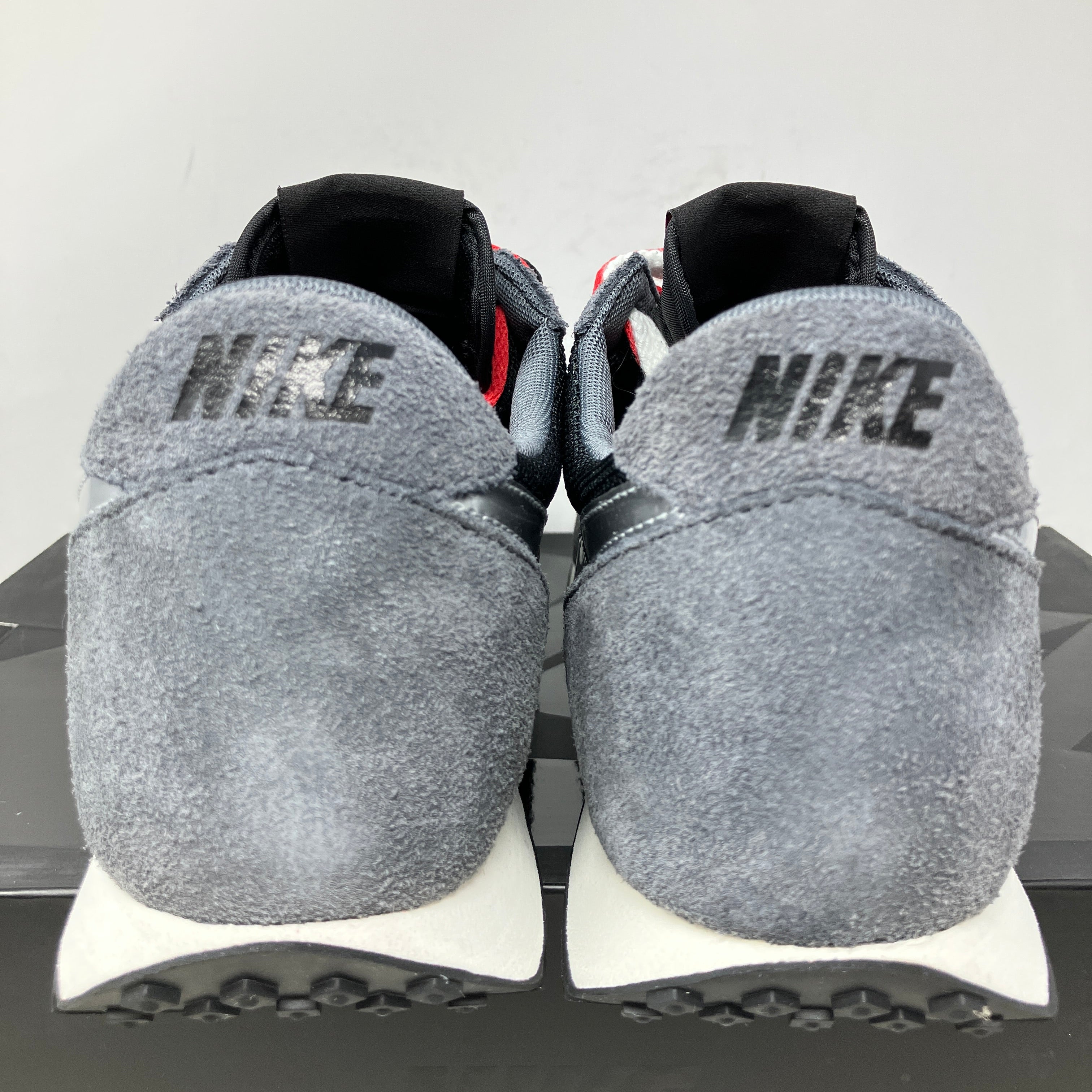 Nike Daybreak Metallic Silver