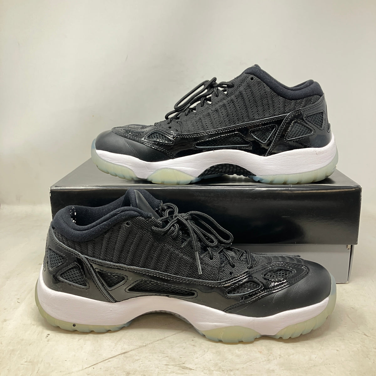 Jordan 11 Retro Low IE Space Jam
