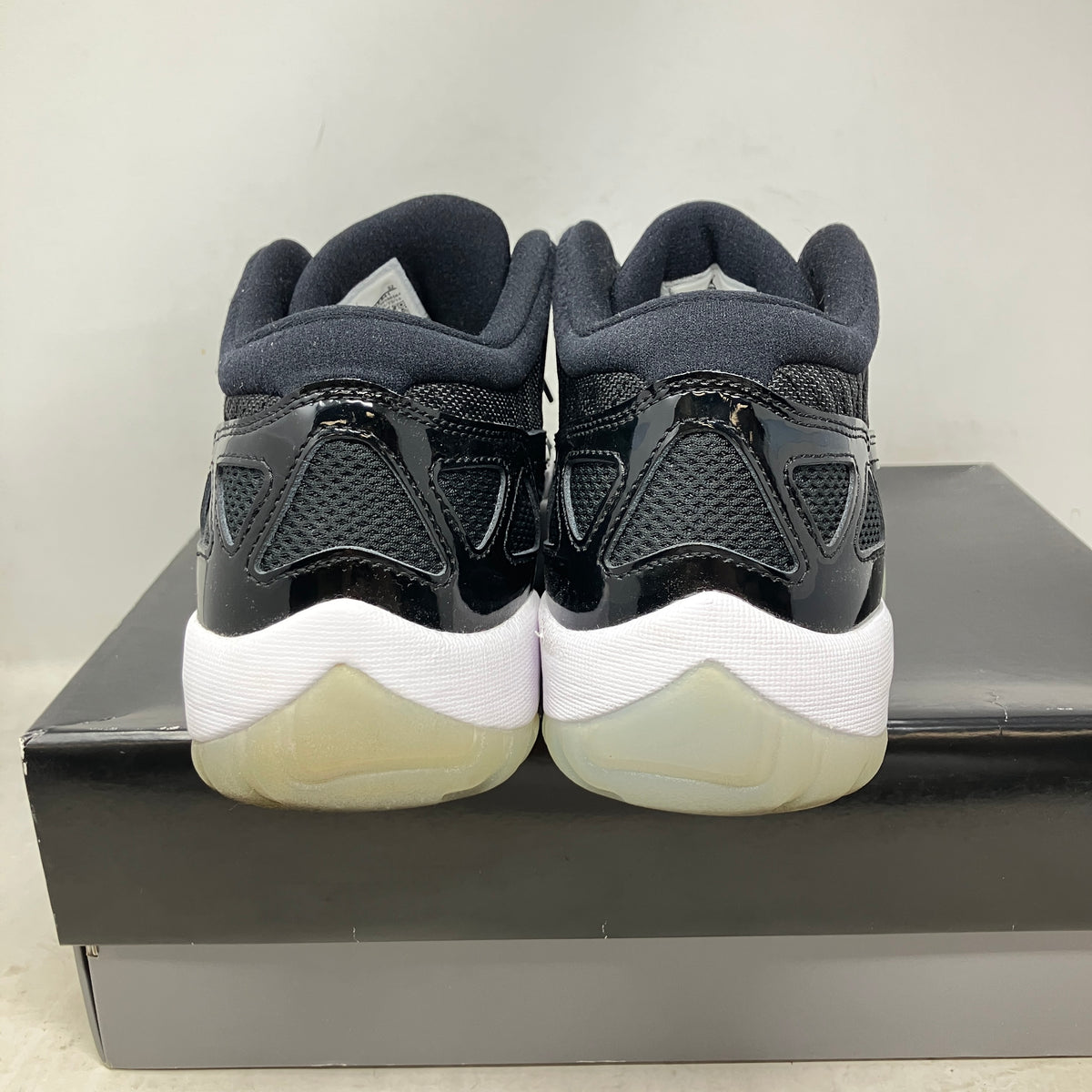 Jordan 11 Retro Low IE Space Jam