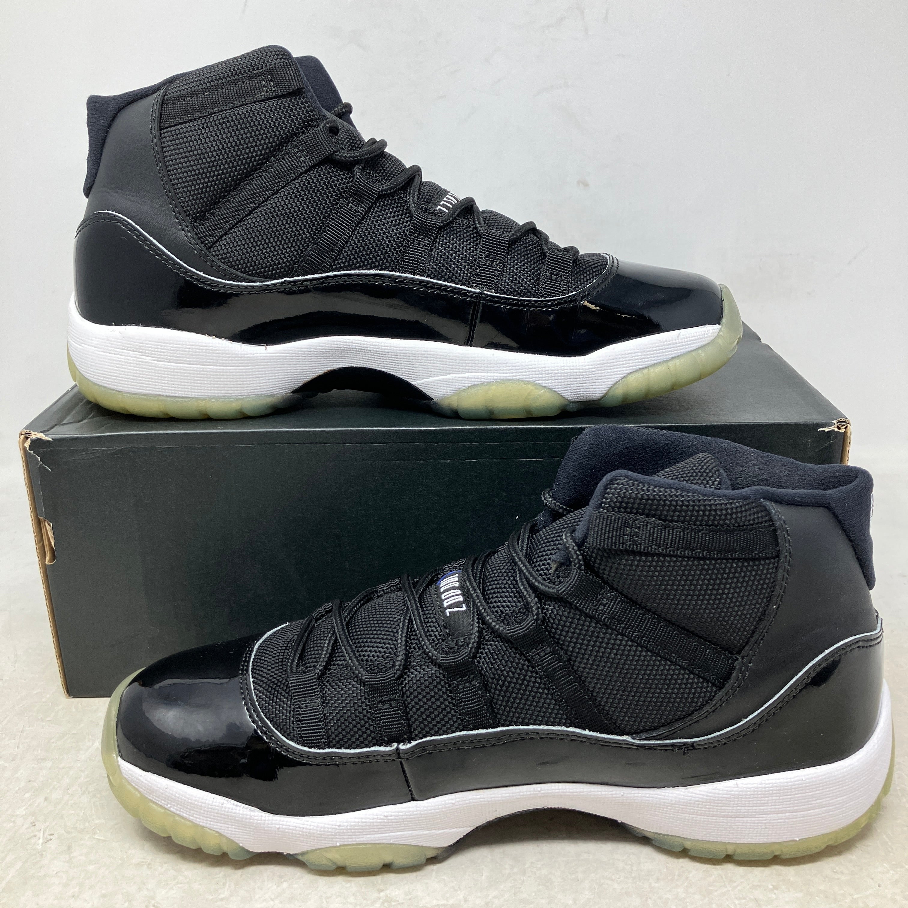 Jordan 11 Retro Space Jam (2016) (GS)