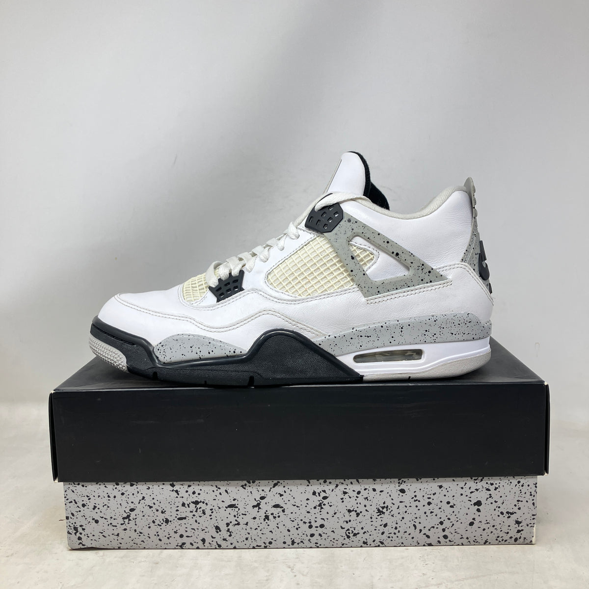 Jordan 4 Retro White Cement (2016)