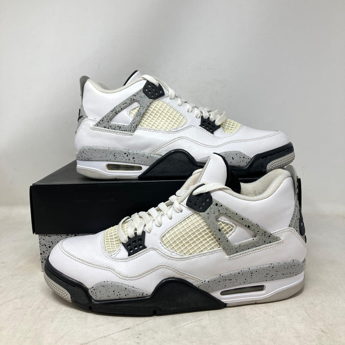 Jordan 4 Retro White Cement (2016)
