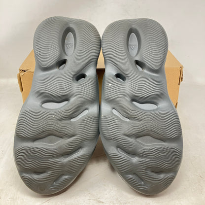 adidas Yeezy Foam RNR Carbon