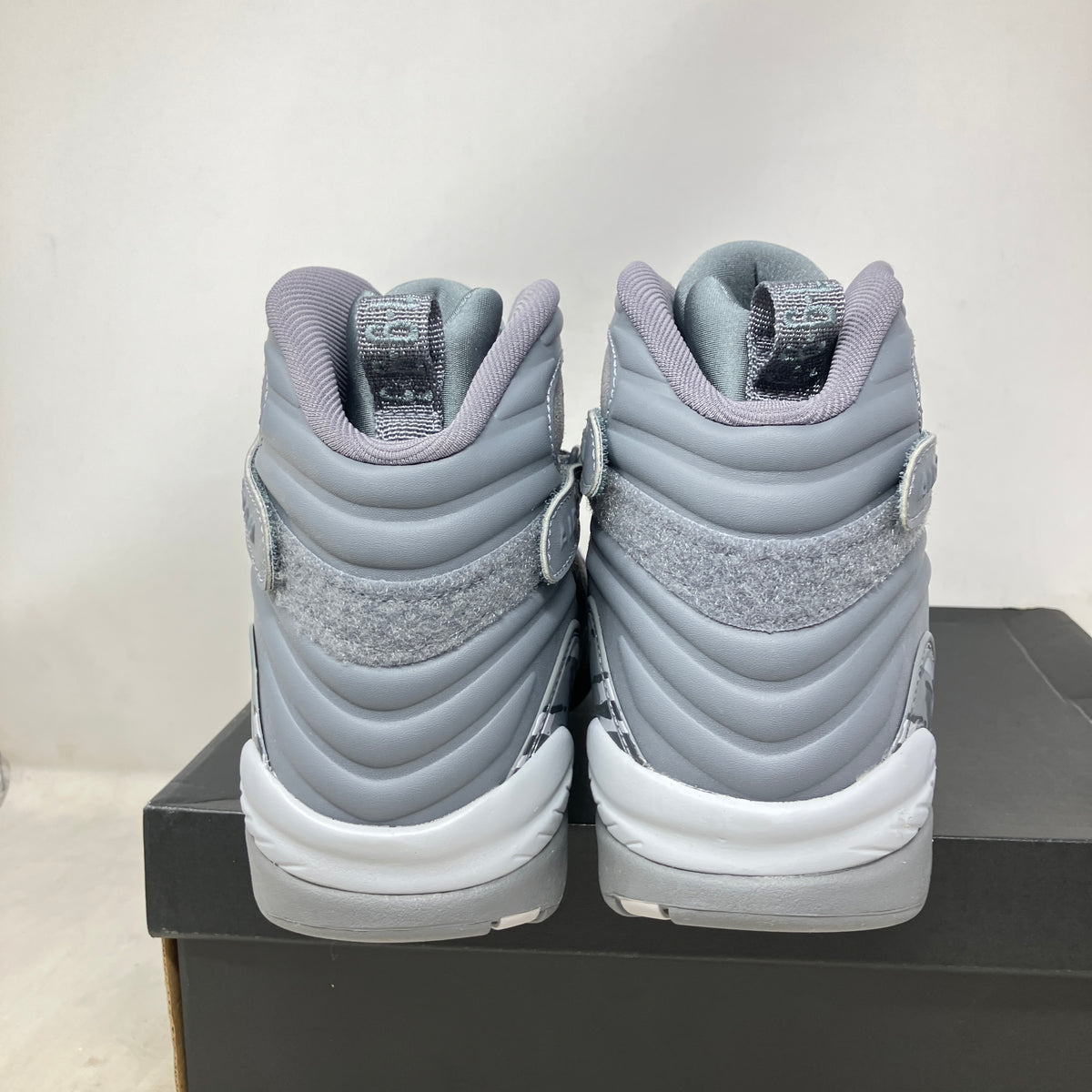 Jordan 8 Retro Cool Grey
