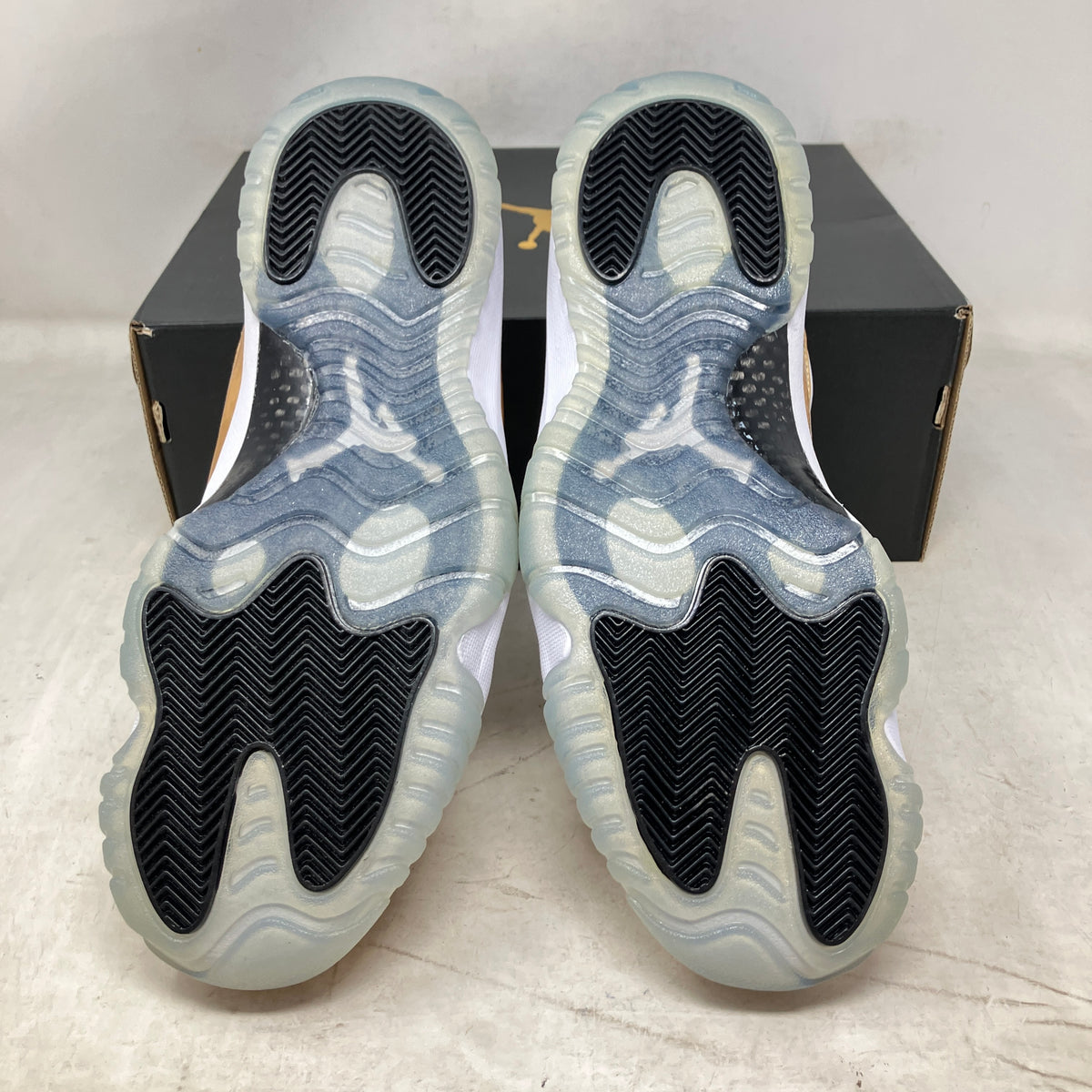 Jordan 11 Retro Low Closing Ceremony