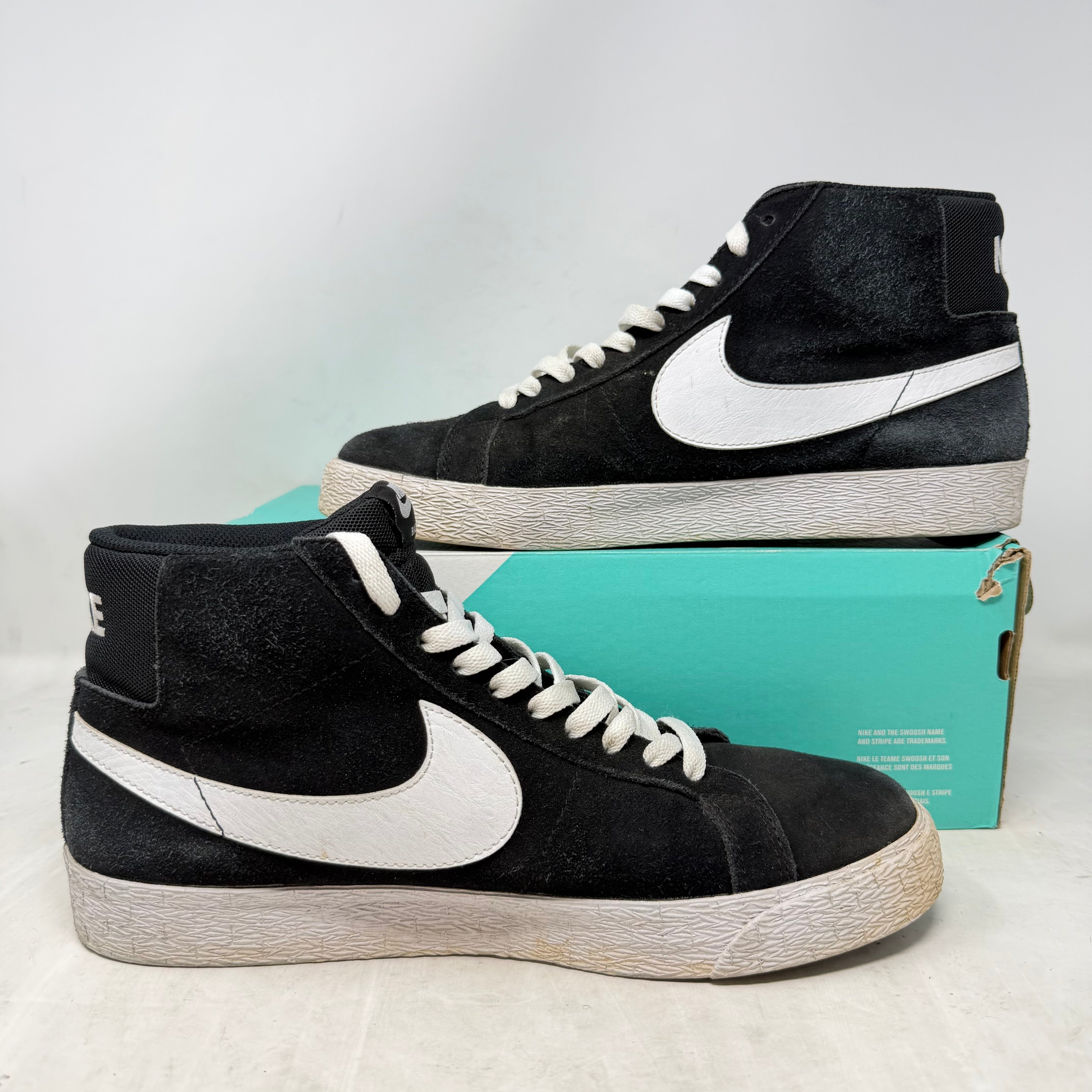 Nike SB Zoom Blazer Mid Black White