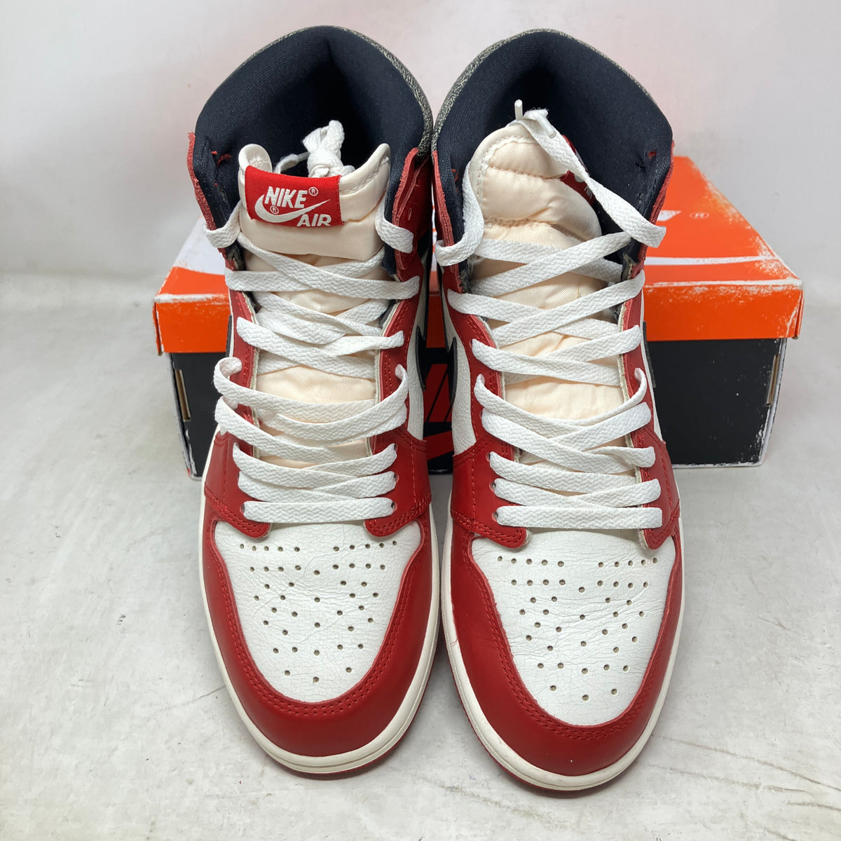 Jordan 1 Retro High OG Chicago Lost and Found