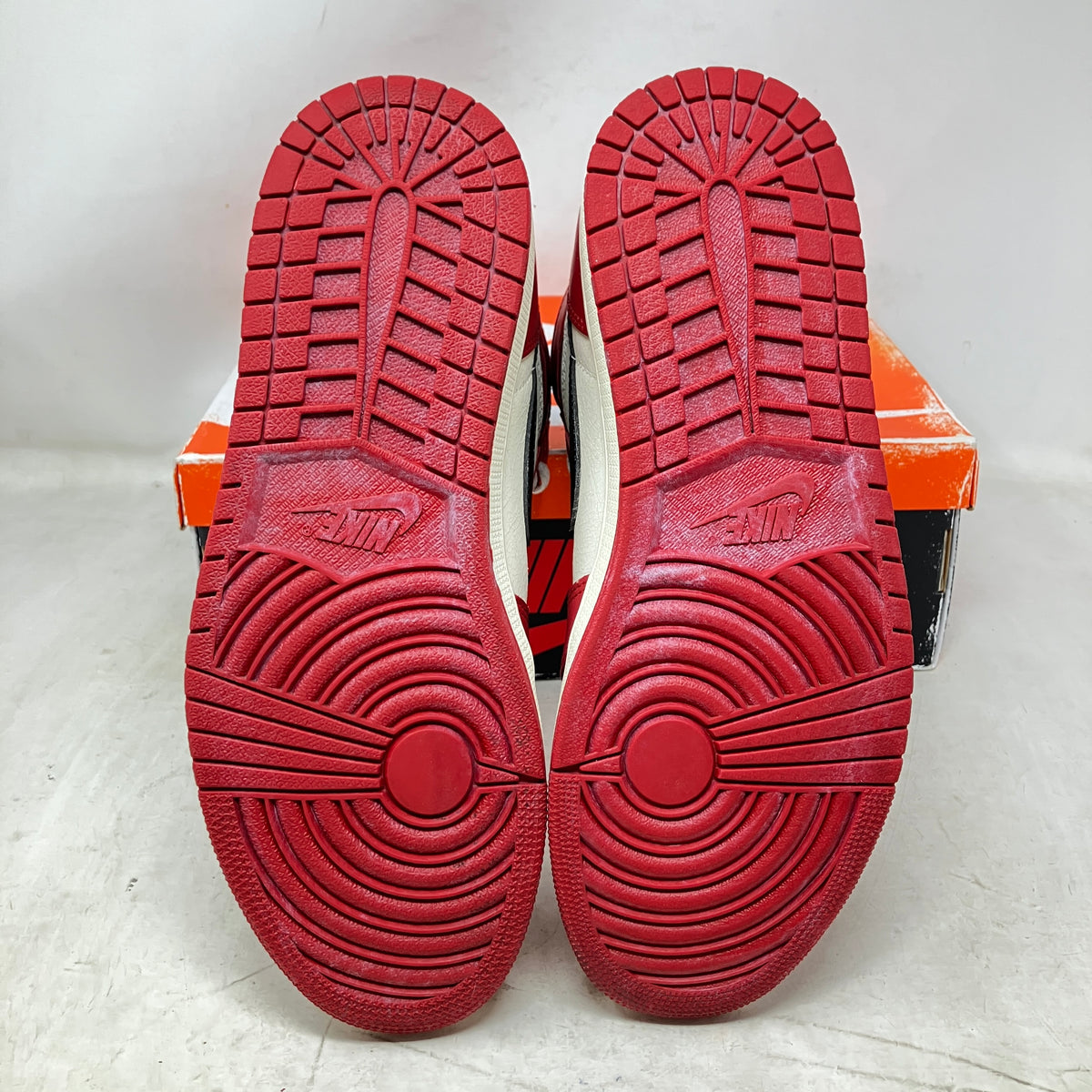 Jordan 1 Retro High OG Chicago Lost and Found