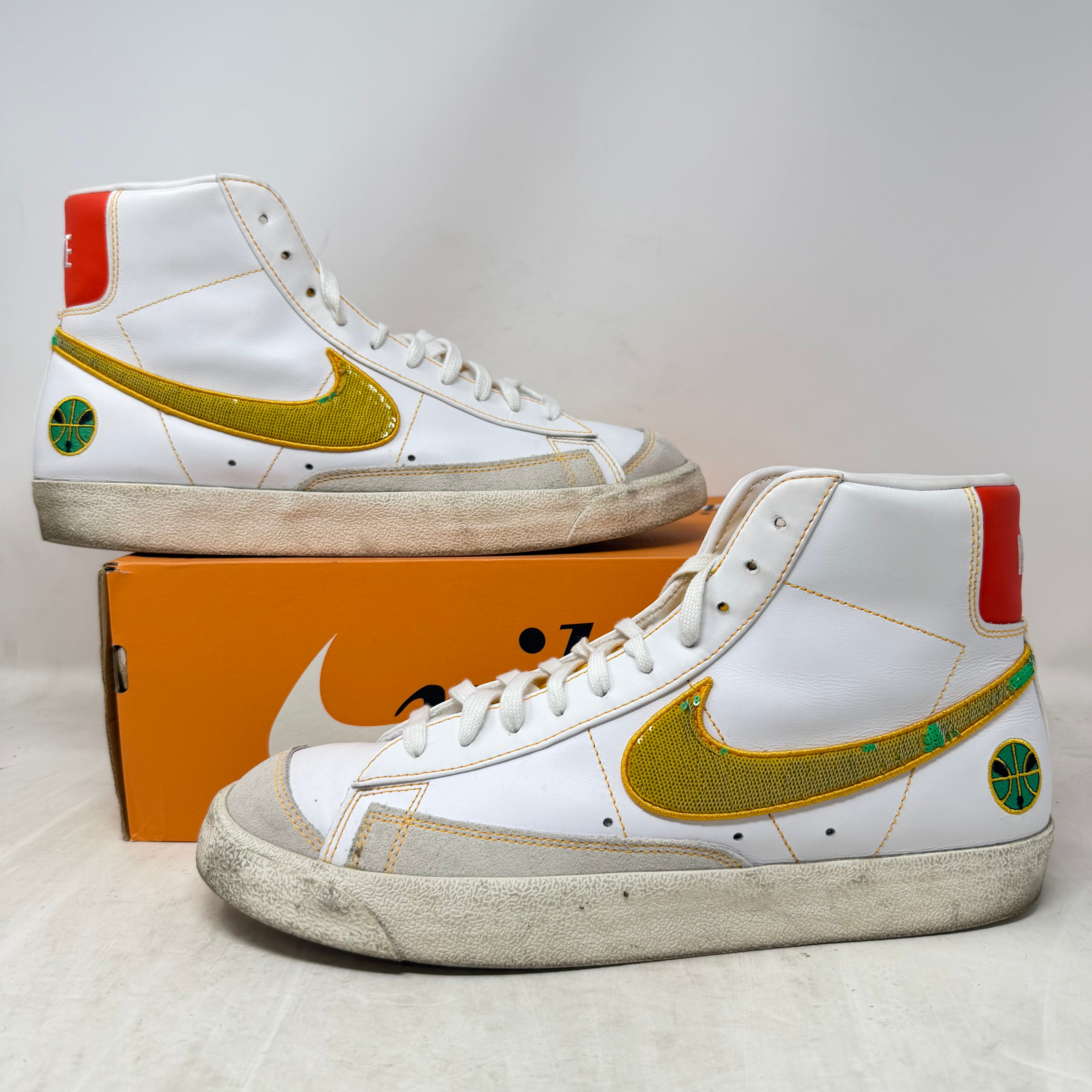 Nike Blazer Mid 77 Raygun