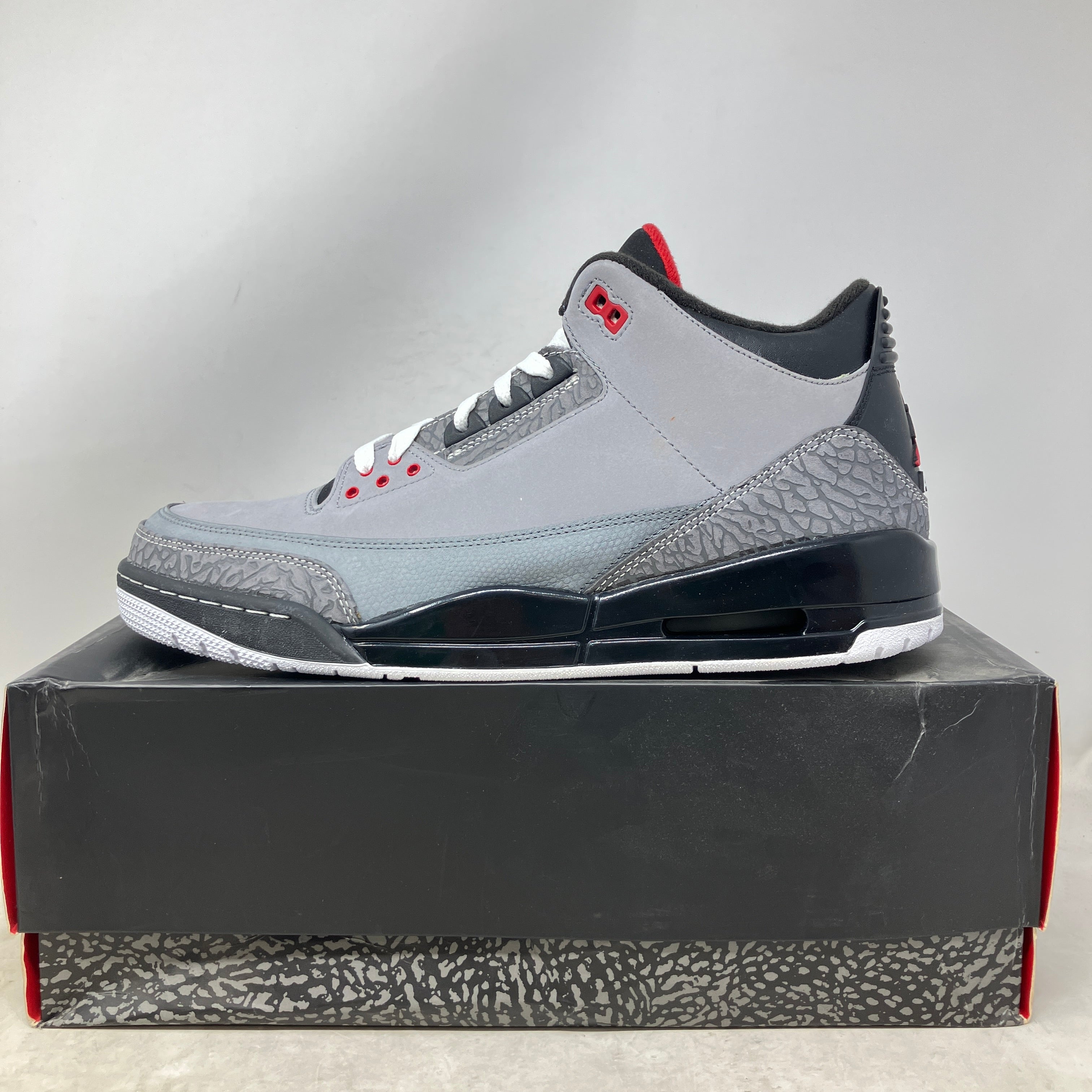 Jordan 3 Retro Stealth