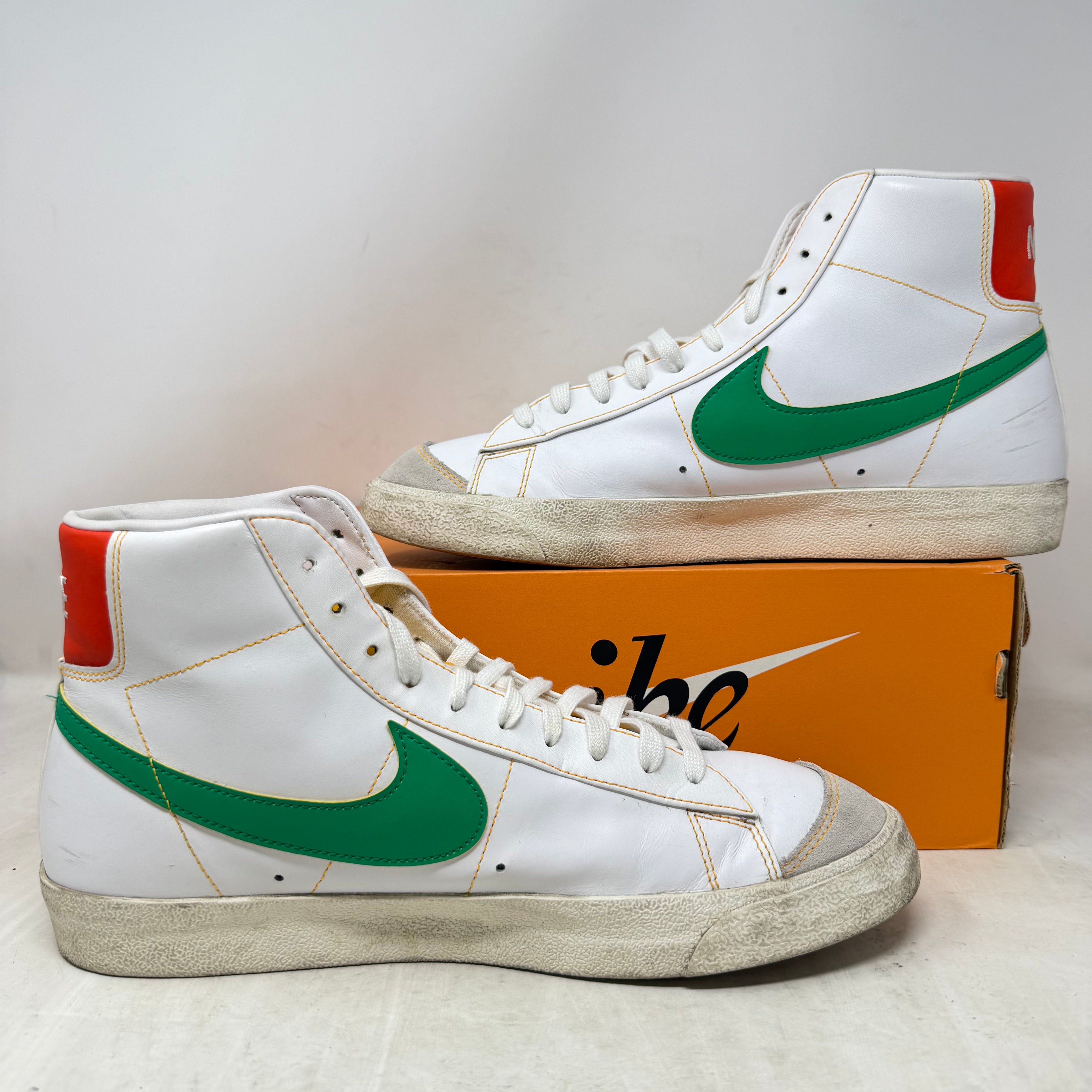 Nike Blazer Mid 77 Raygun