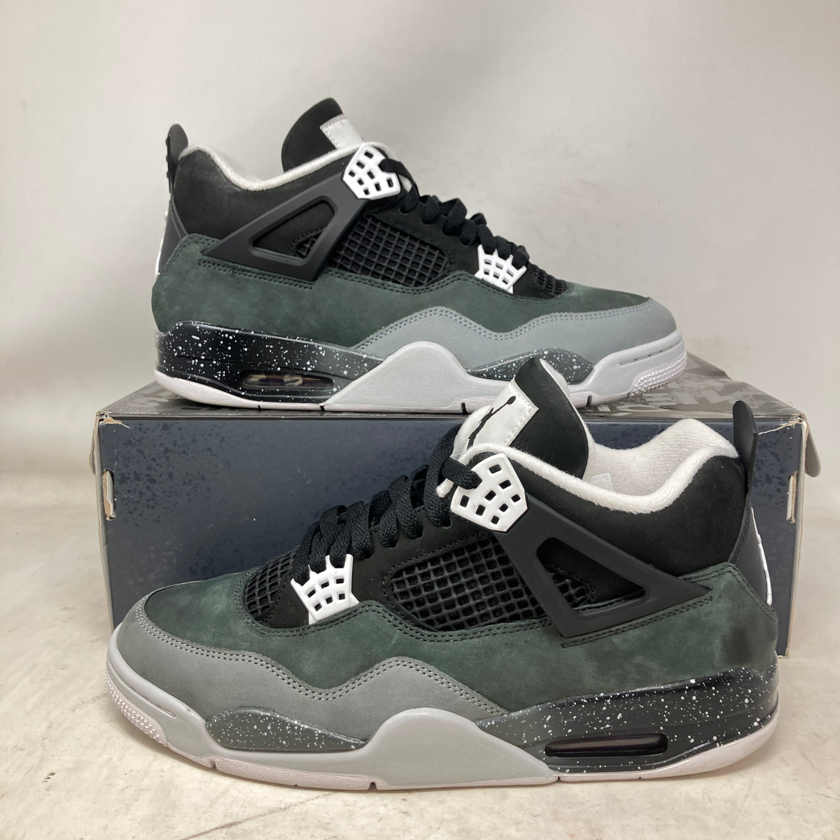 Jordan 4 Retro Fear (2024)