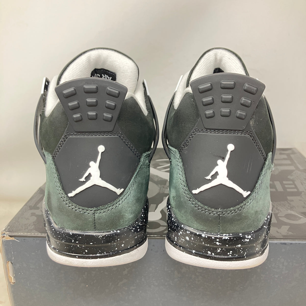 Jordan 4 Retro Fear (2024)