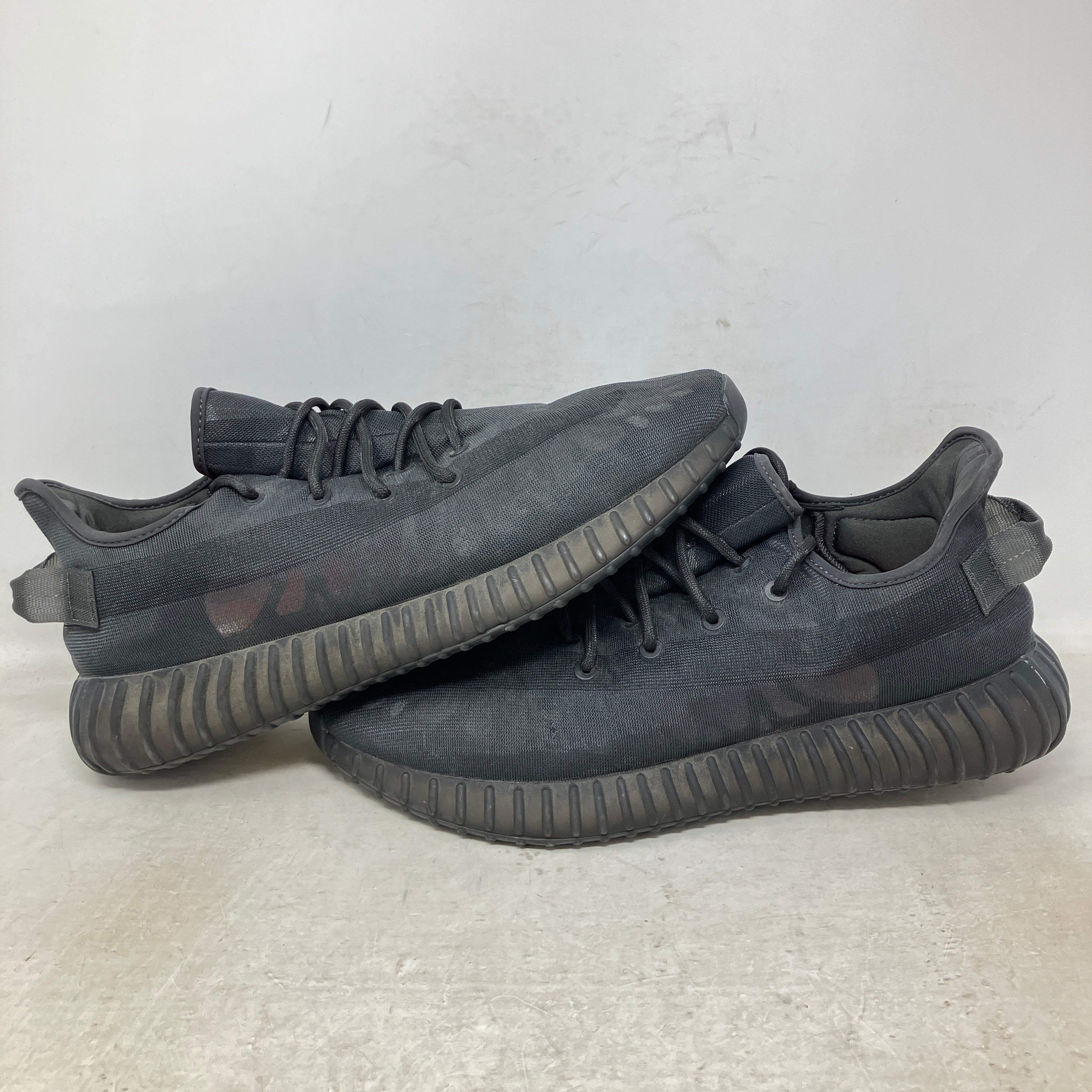 adidas Yeezy Boost 350 V2 Mono Cinder