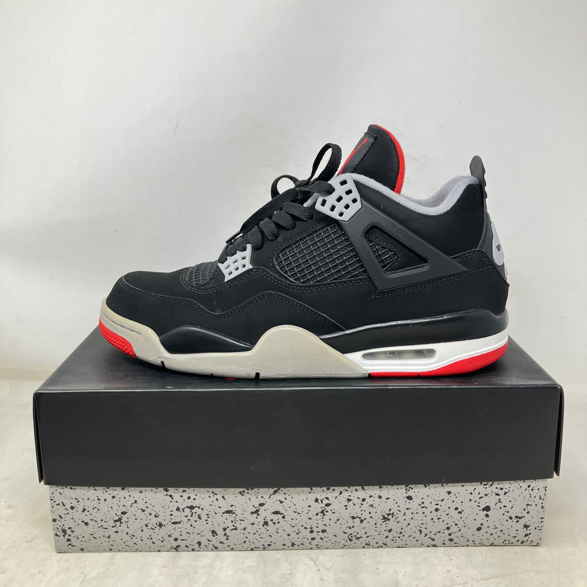 Jordan 4 Retro Bred (2019)