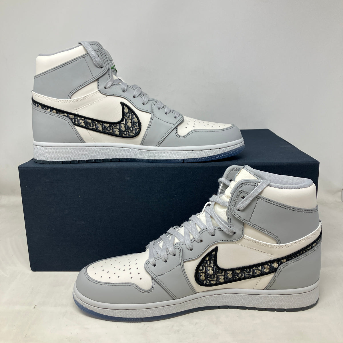 Jordan 1 Retro High Dior
