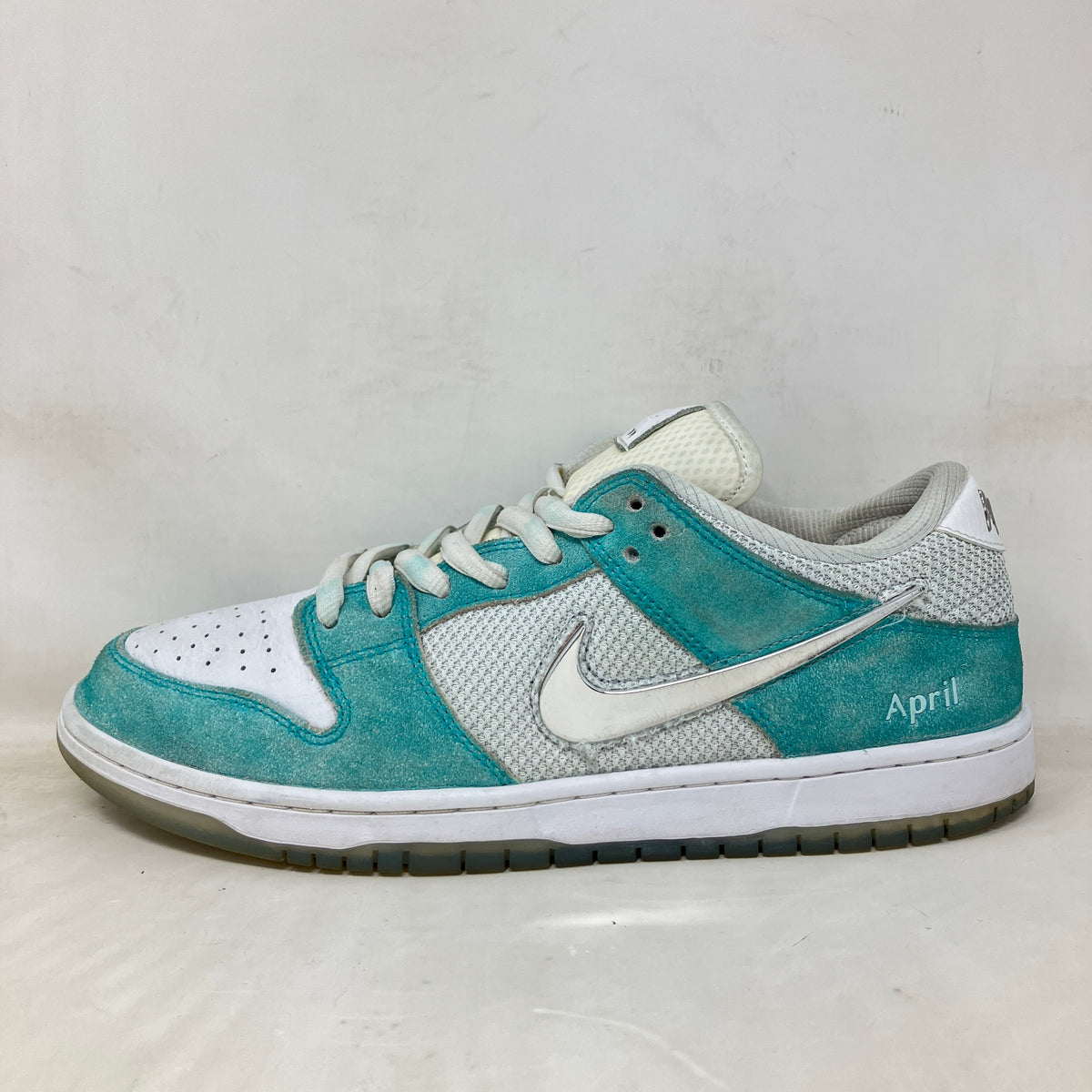 Nike SB Dunk Low April Skateboards