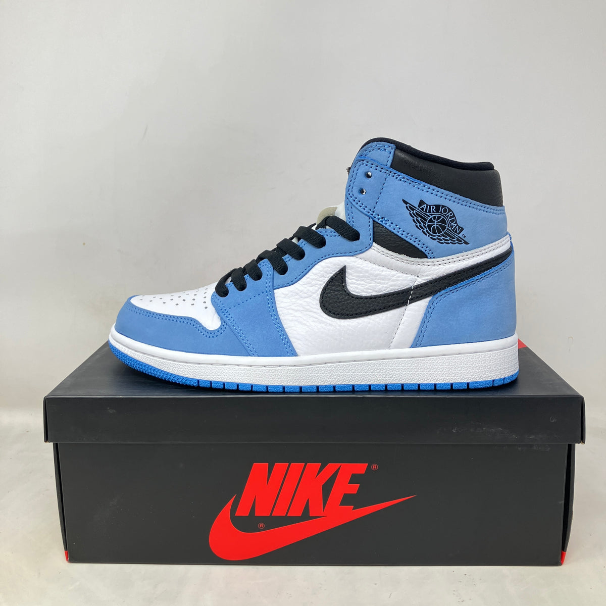 Jordan 1 Retro High OG University Blue