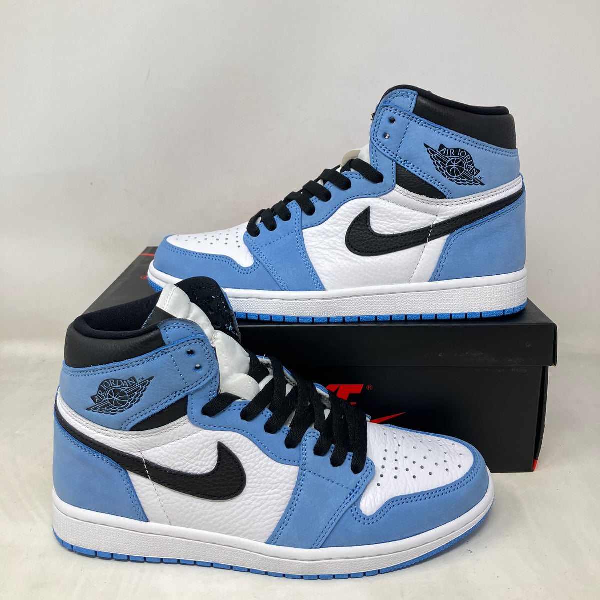 Jordan 1 Retro High OG University Blue