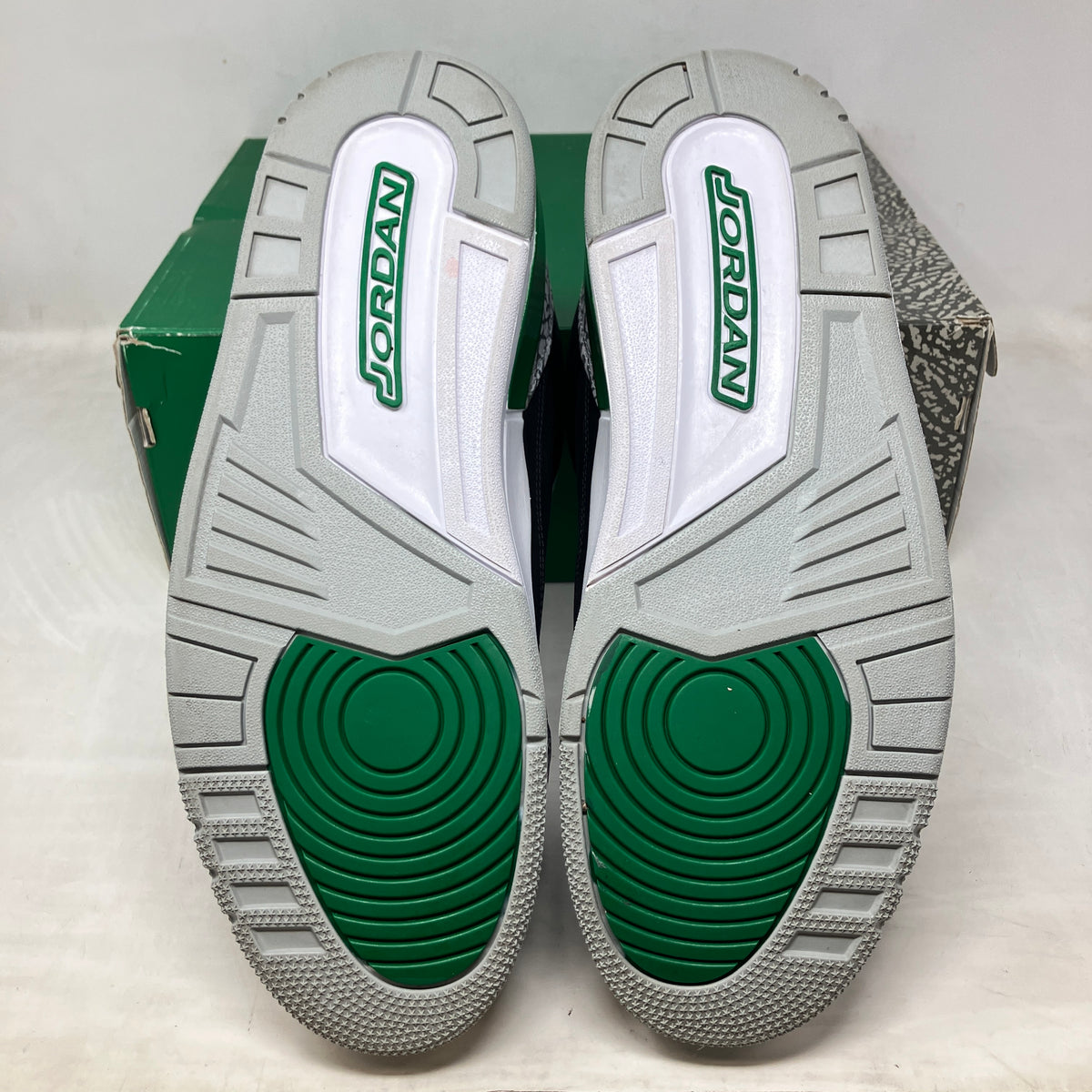 Jordan 3 Retro Pine Green