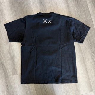 KAWS x Uniqlo UT Short Sleeve Graphic T-shirt (US Sizing) Black