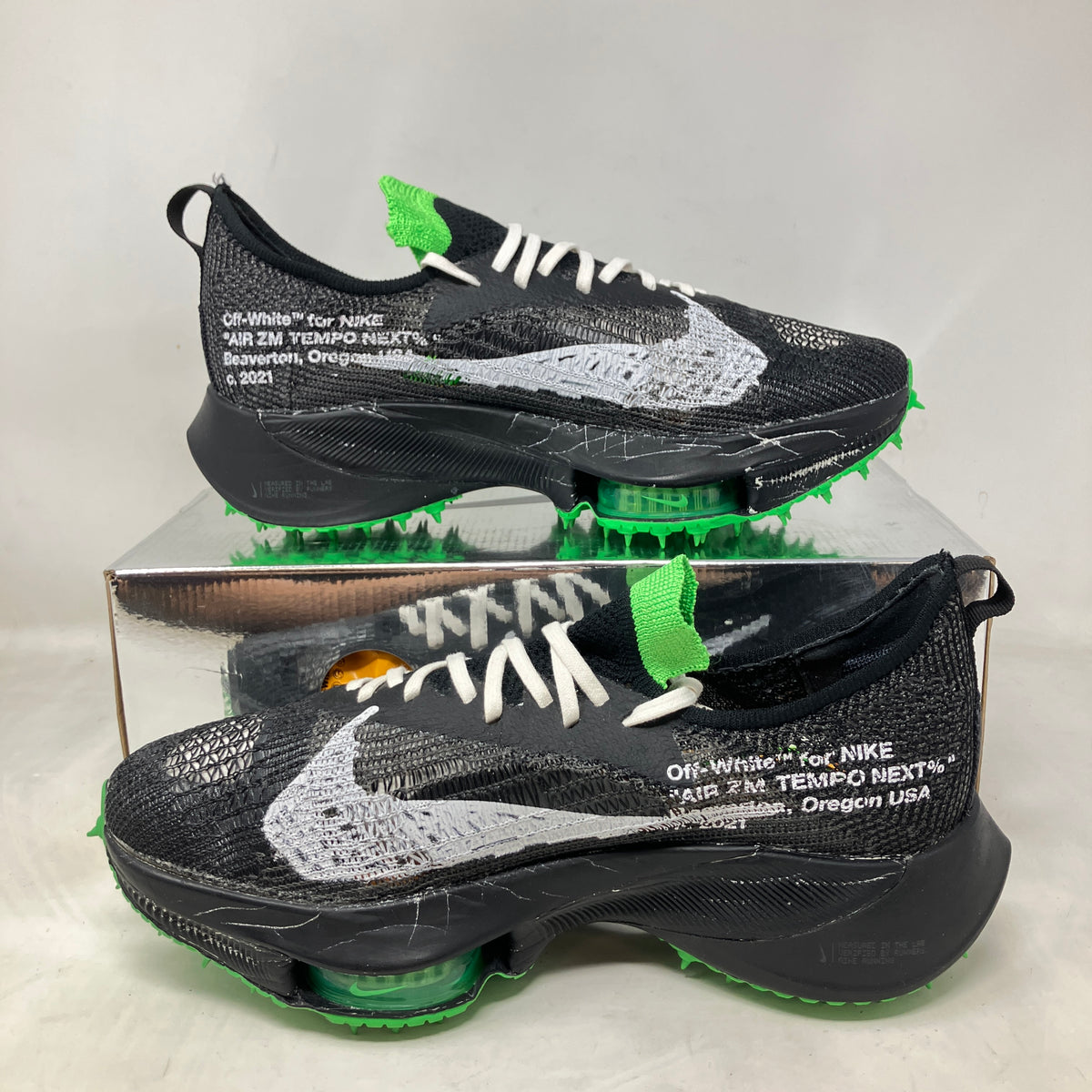 Nike Air Zoom Tempo Next% Flyknit Off-White Black Scream Green