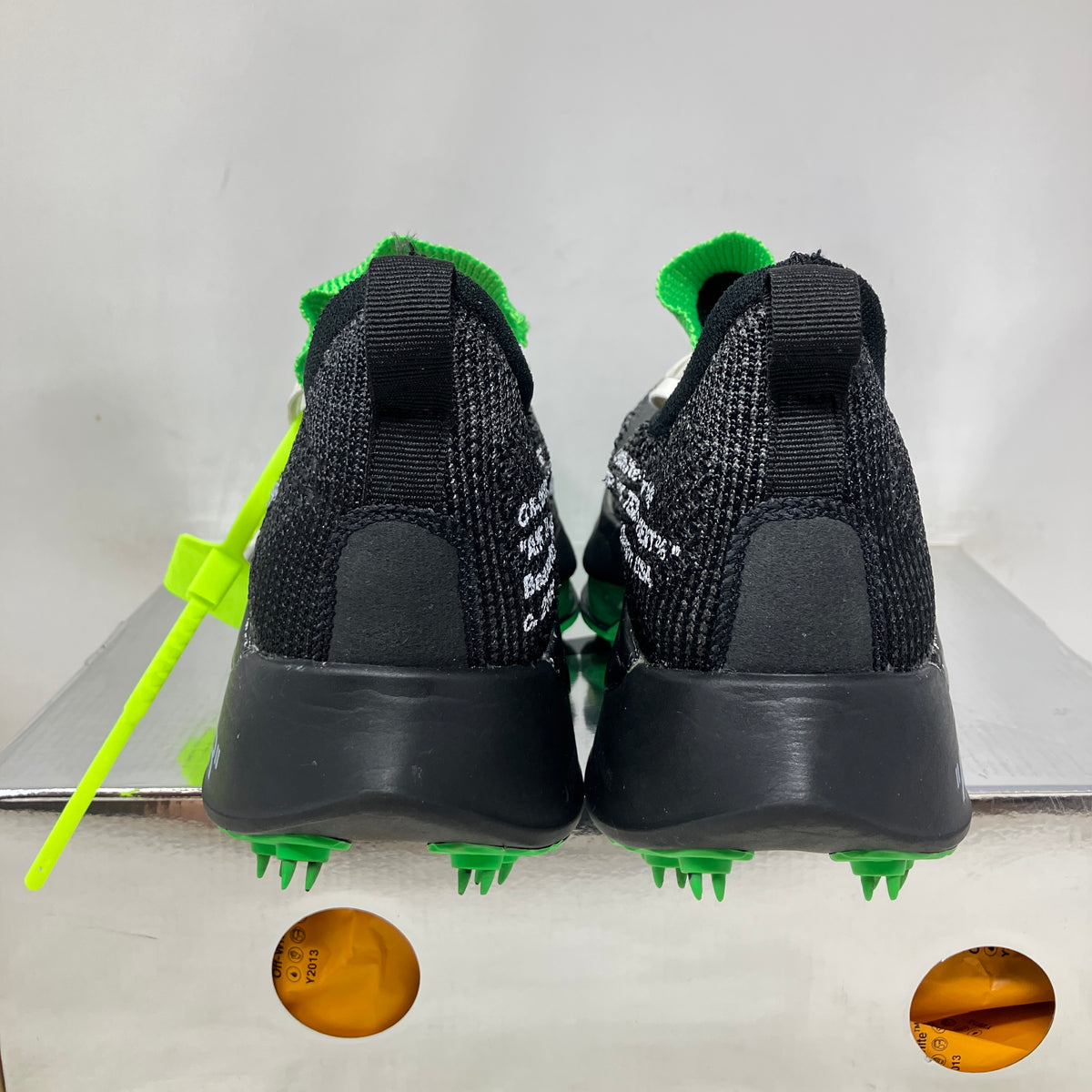 Nike Air Zoom Tempo Next% Flyknit Off-White Black Scream Green
