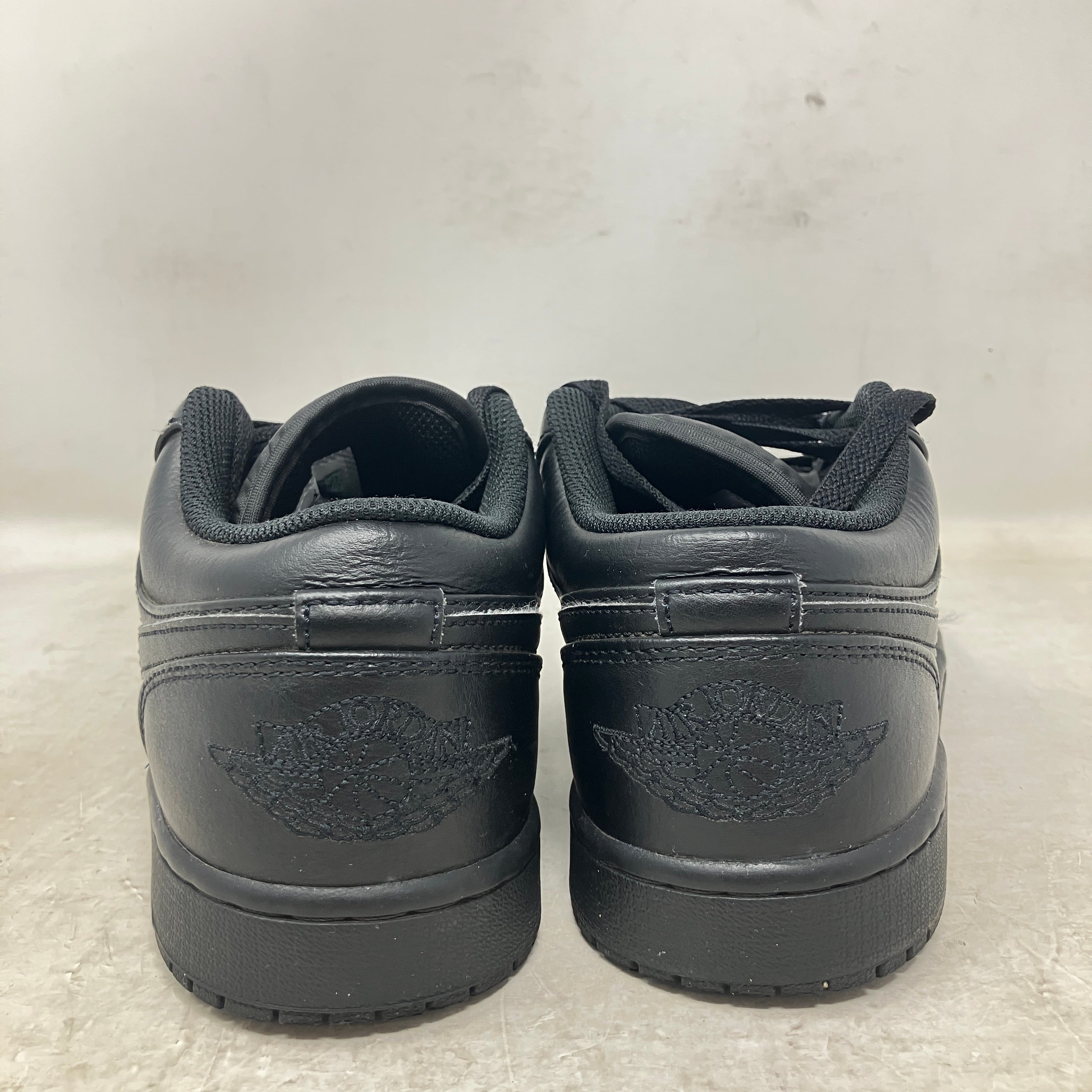 Jordan 1 Low Triple Black