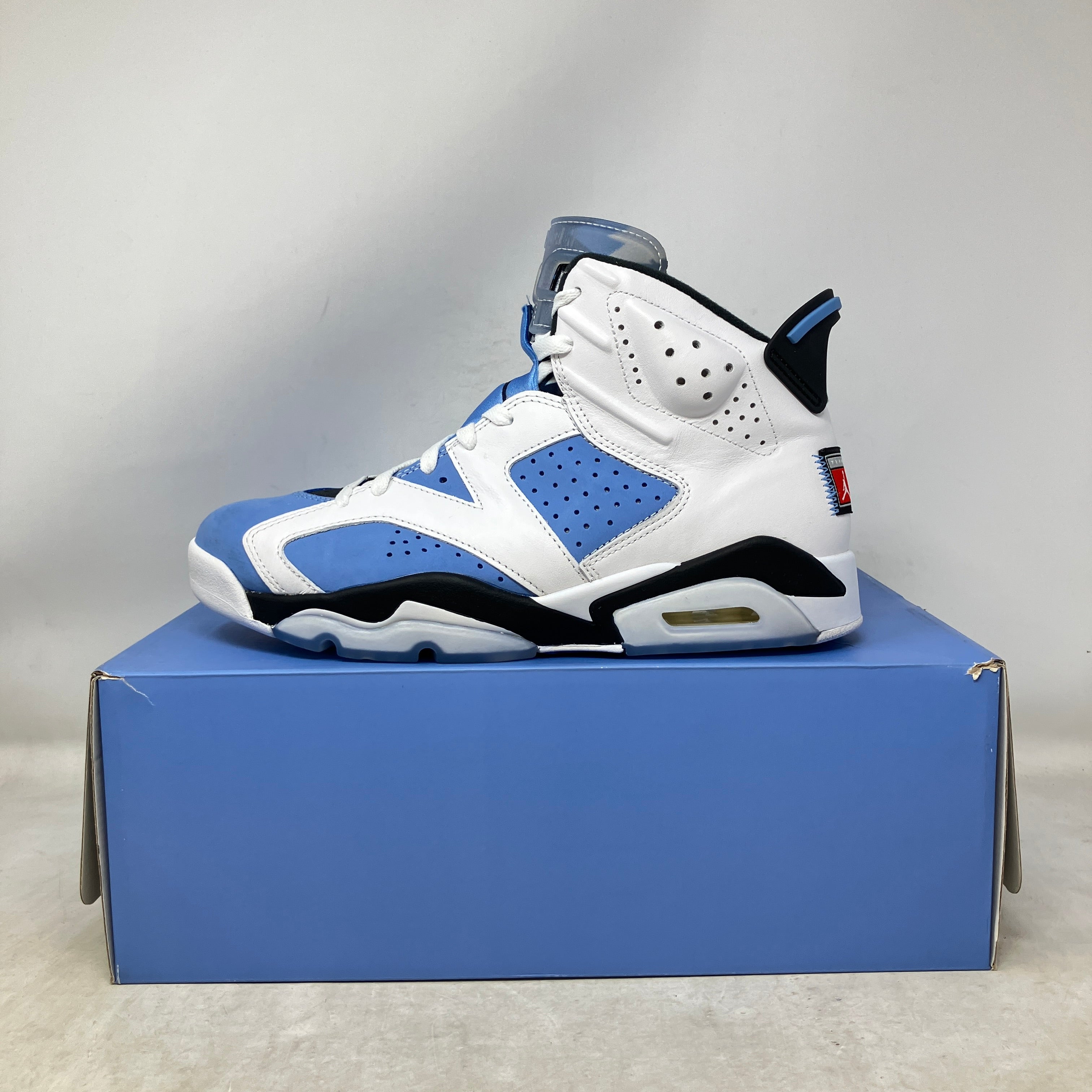 Jordan 6 Retro UNC White