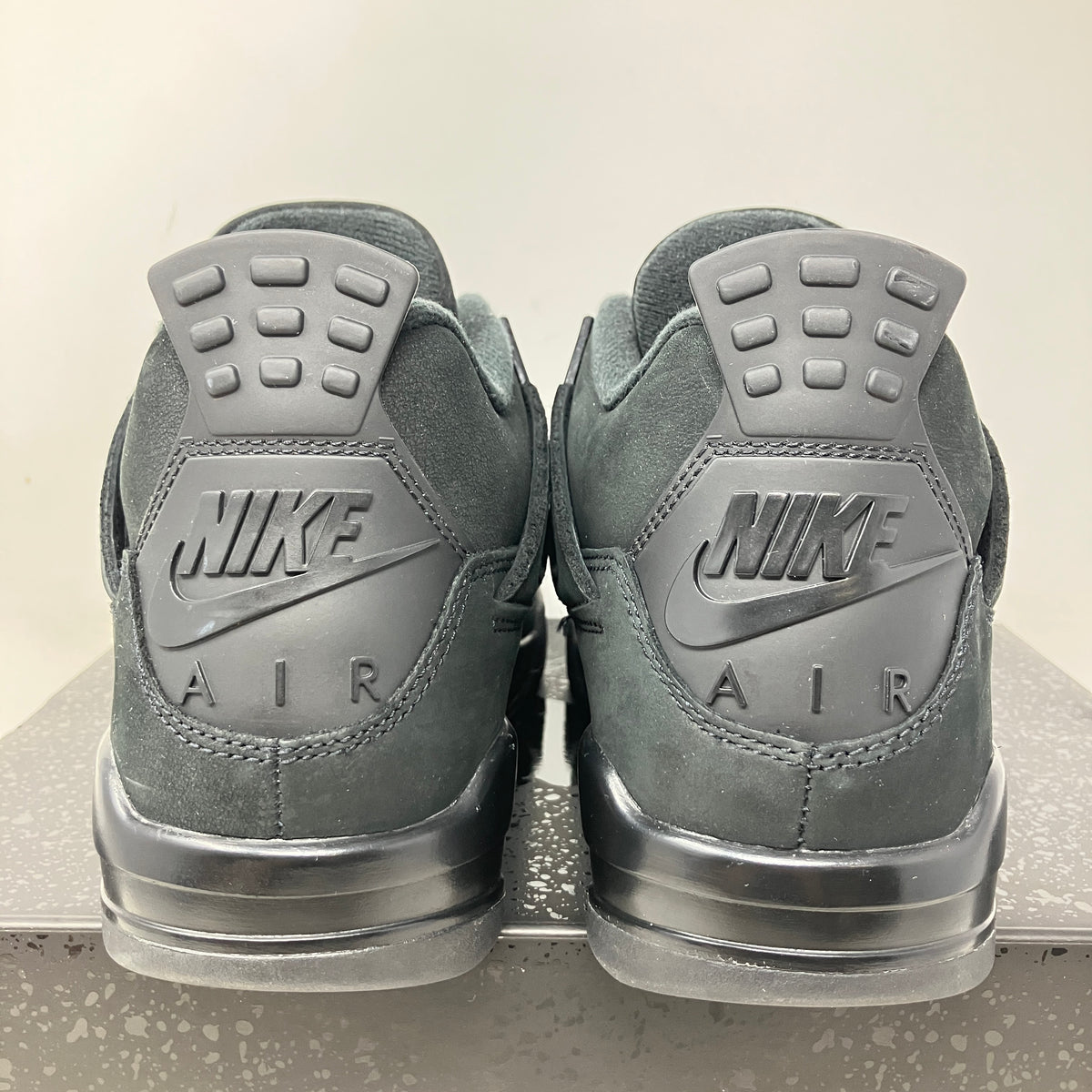 Jordan 4 Retro Black Cat (2025)