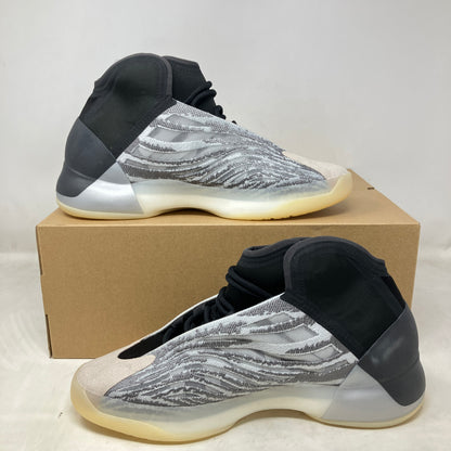 adidas Yeezy QNTM (Lifestyle Model)