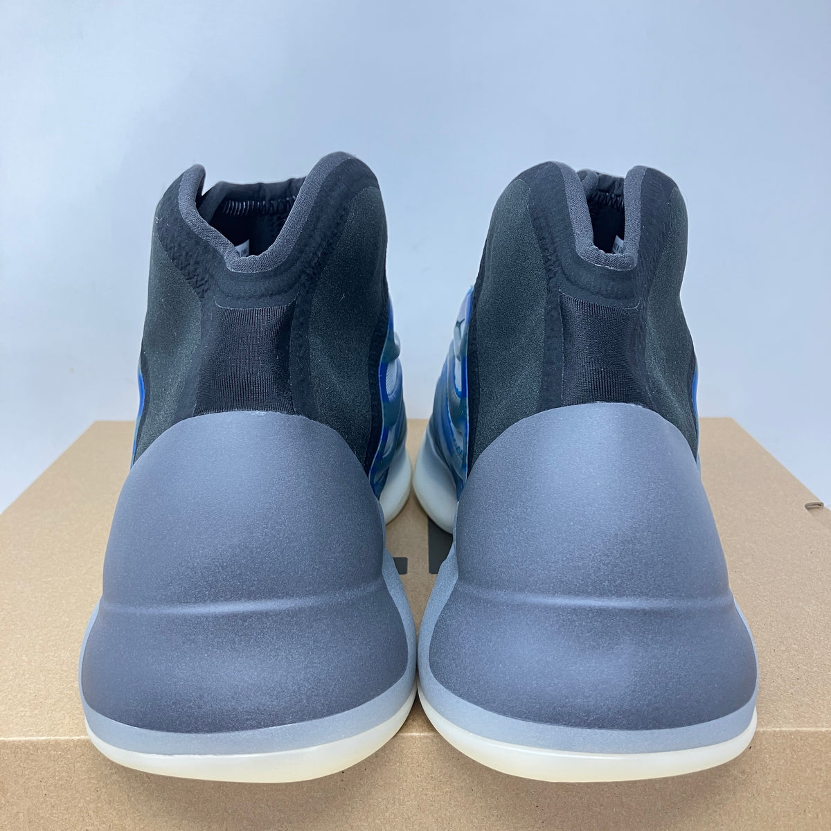 adidas Yeezy QNTM Frozen Blue
