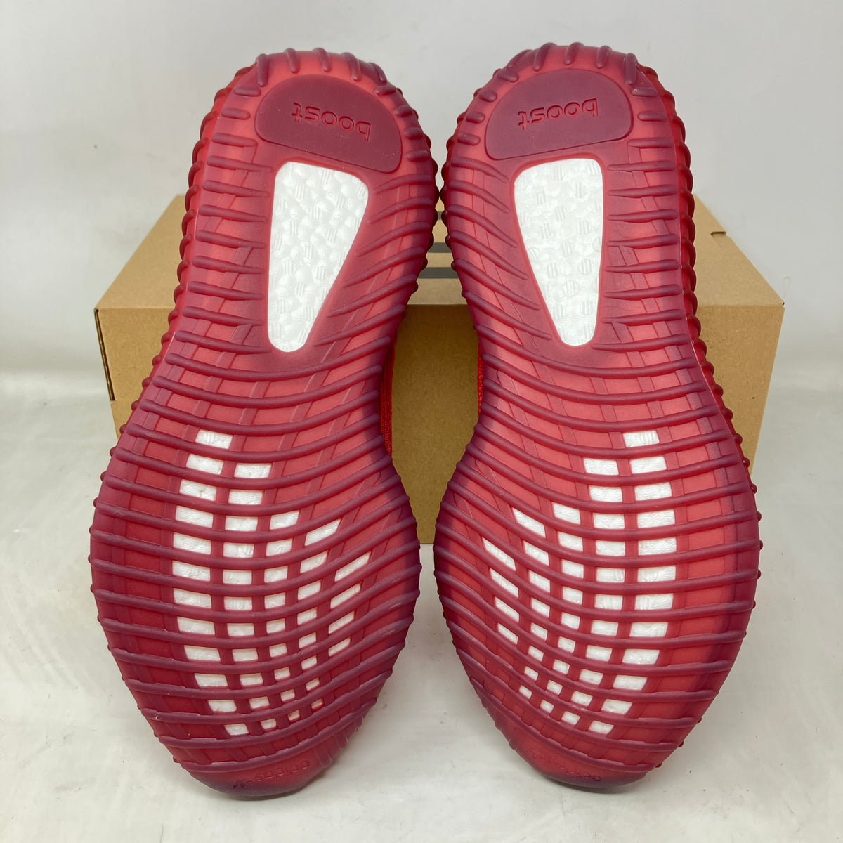 adidas Yeezy 350 V2 CMPCT Slate Red
