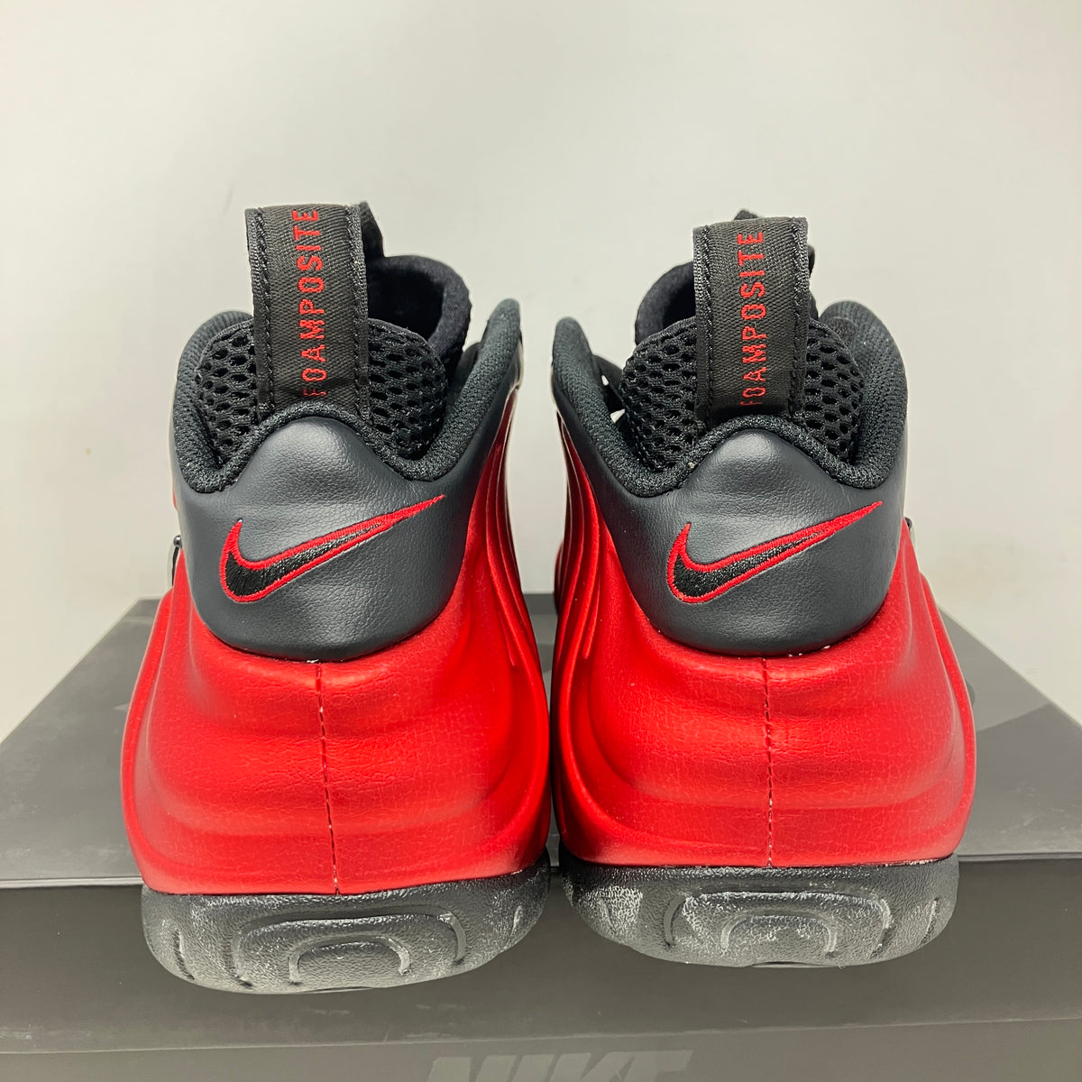 Nike Air Foamposite Pro University Red