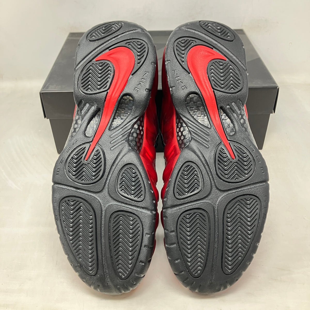 Nike Air Foamposite Pro University Red