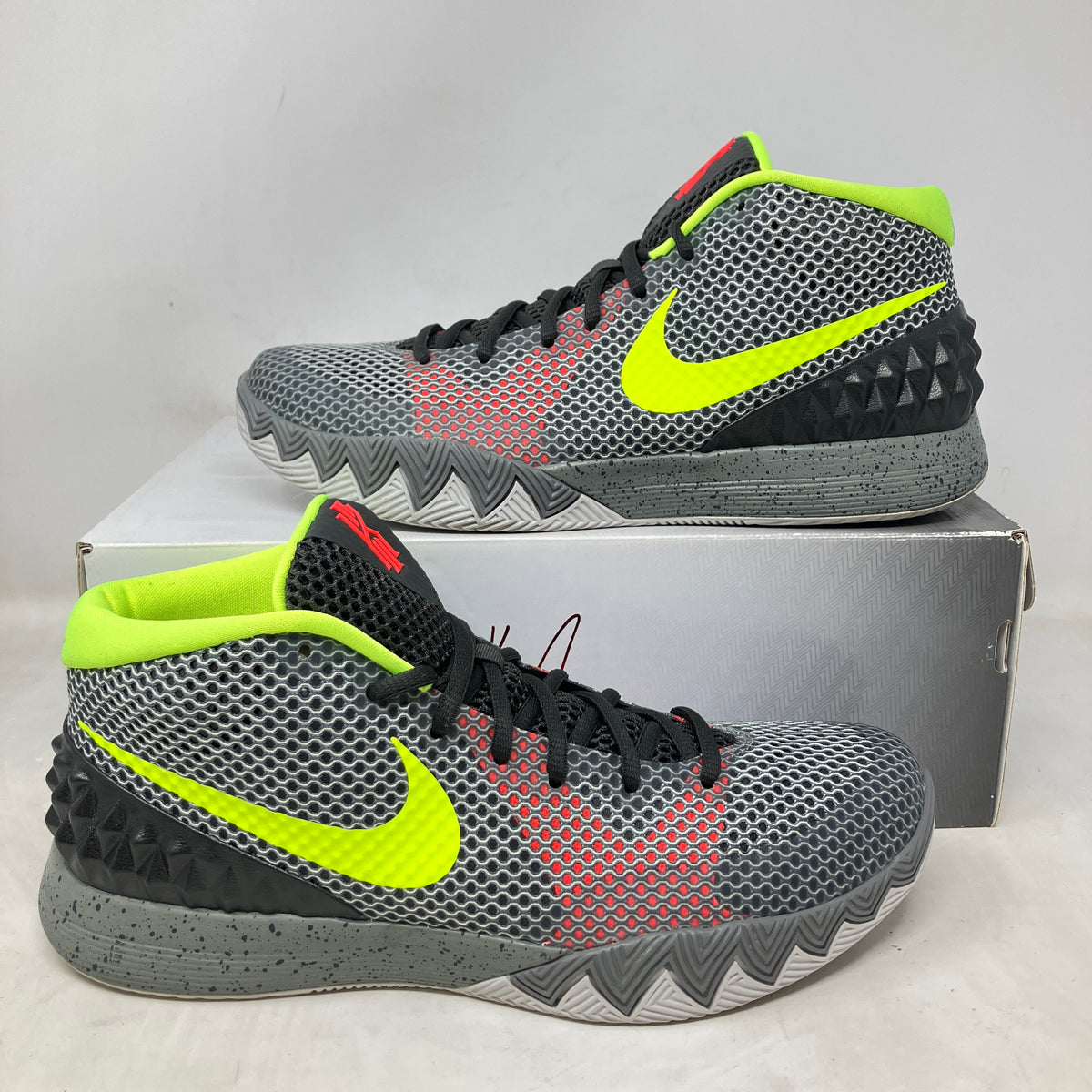Nike Kyrie 1 The Dungeon